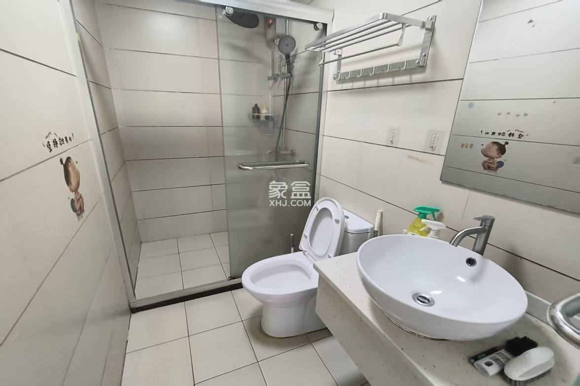 国公馆 1室0厅1卫 1500.0元/月 国公馆 1室0厅1卫 1500.0元/月室内图