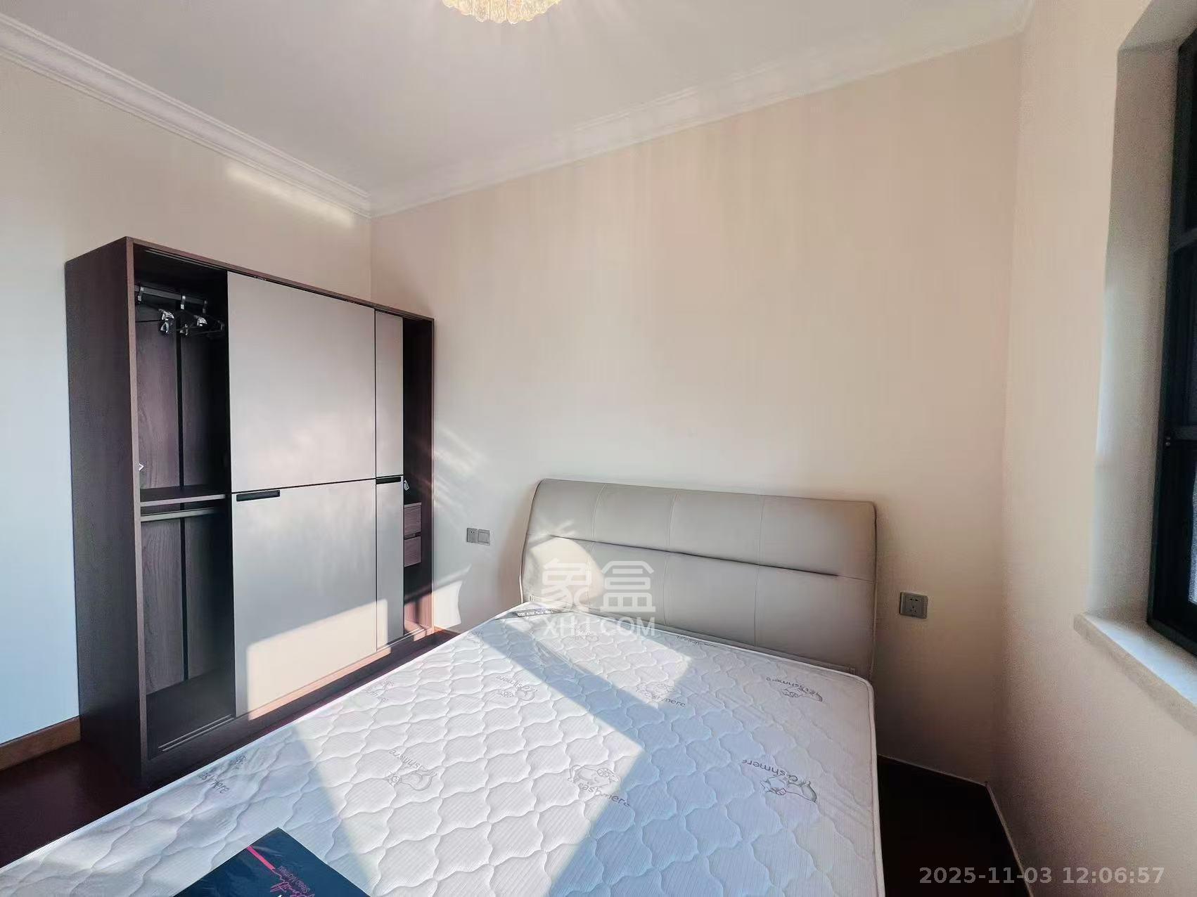 恒大文化旅游城A区  3室2厅2卫    2000.0元/月室内图