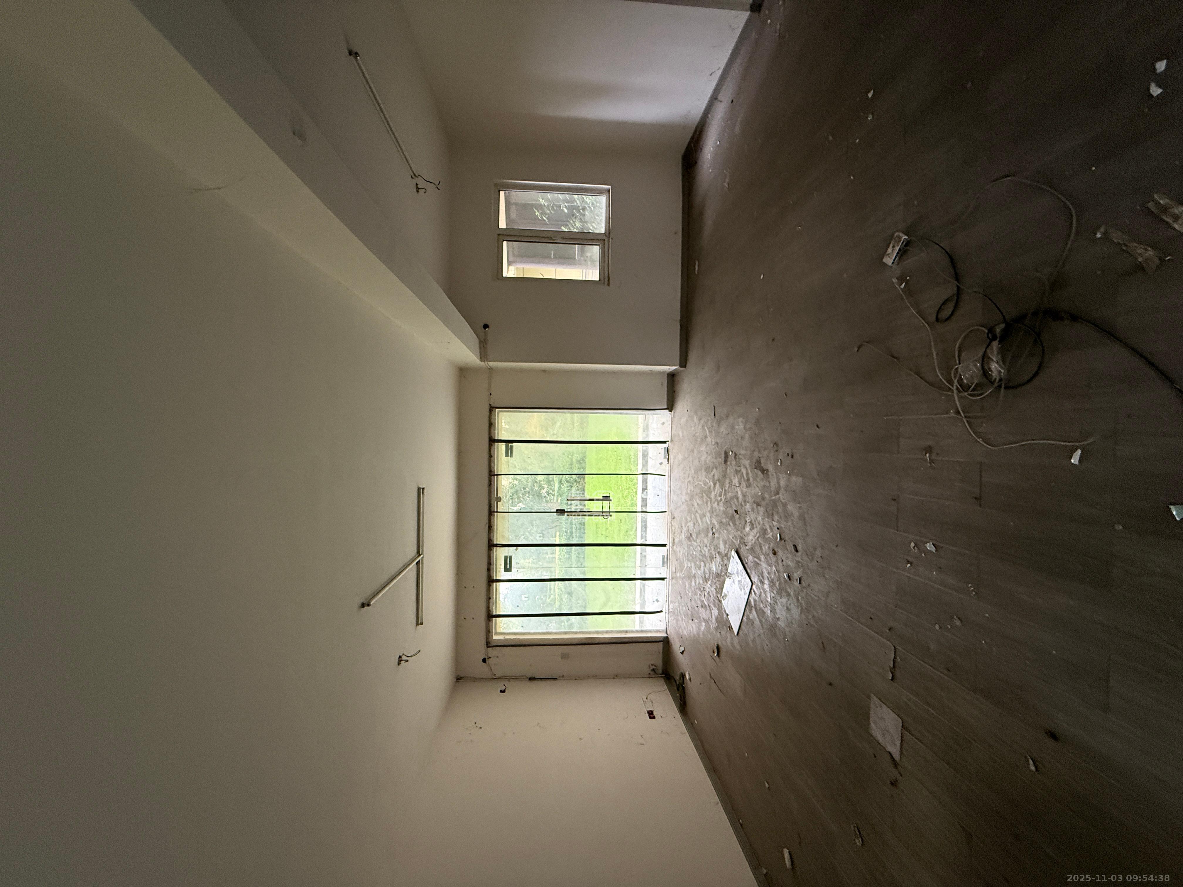 保利香槟国际  4室2厅2卫    2700.0元/月 保利香槟国际  4室2厅2卫    2700.0元/月室内图