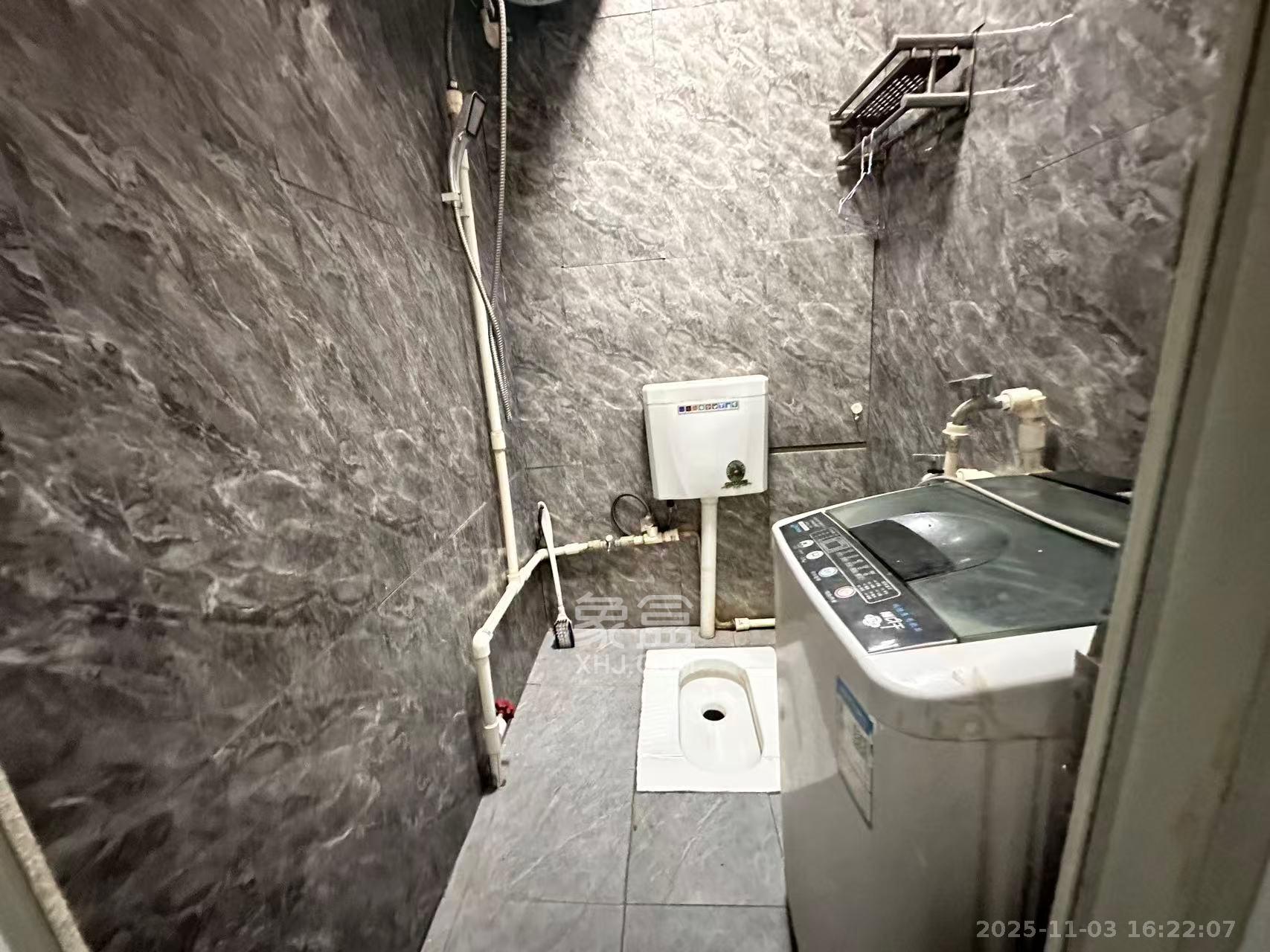 新兴小区（杨家山社区）  1室0厅0卫    1200.0元/月室内图