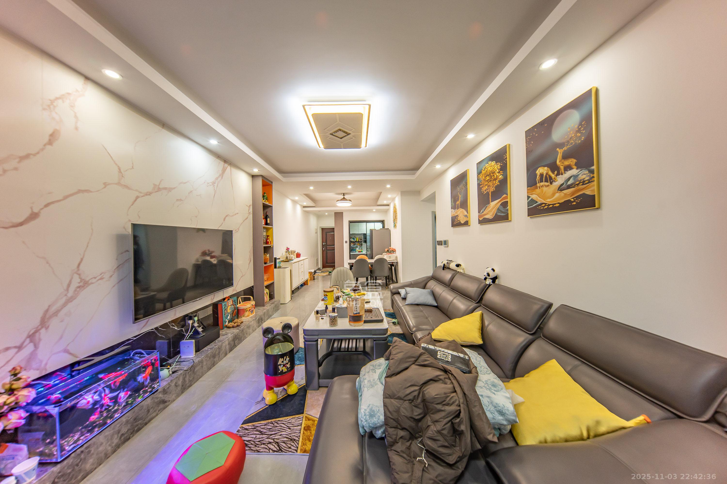 江山帝景哈佛  3室2厅1卫    95.8万