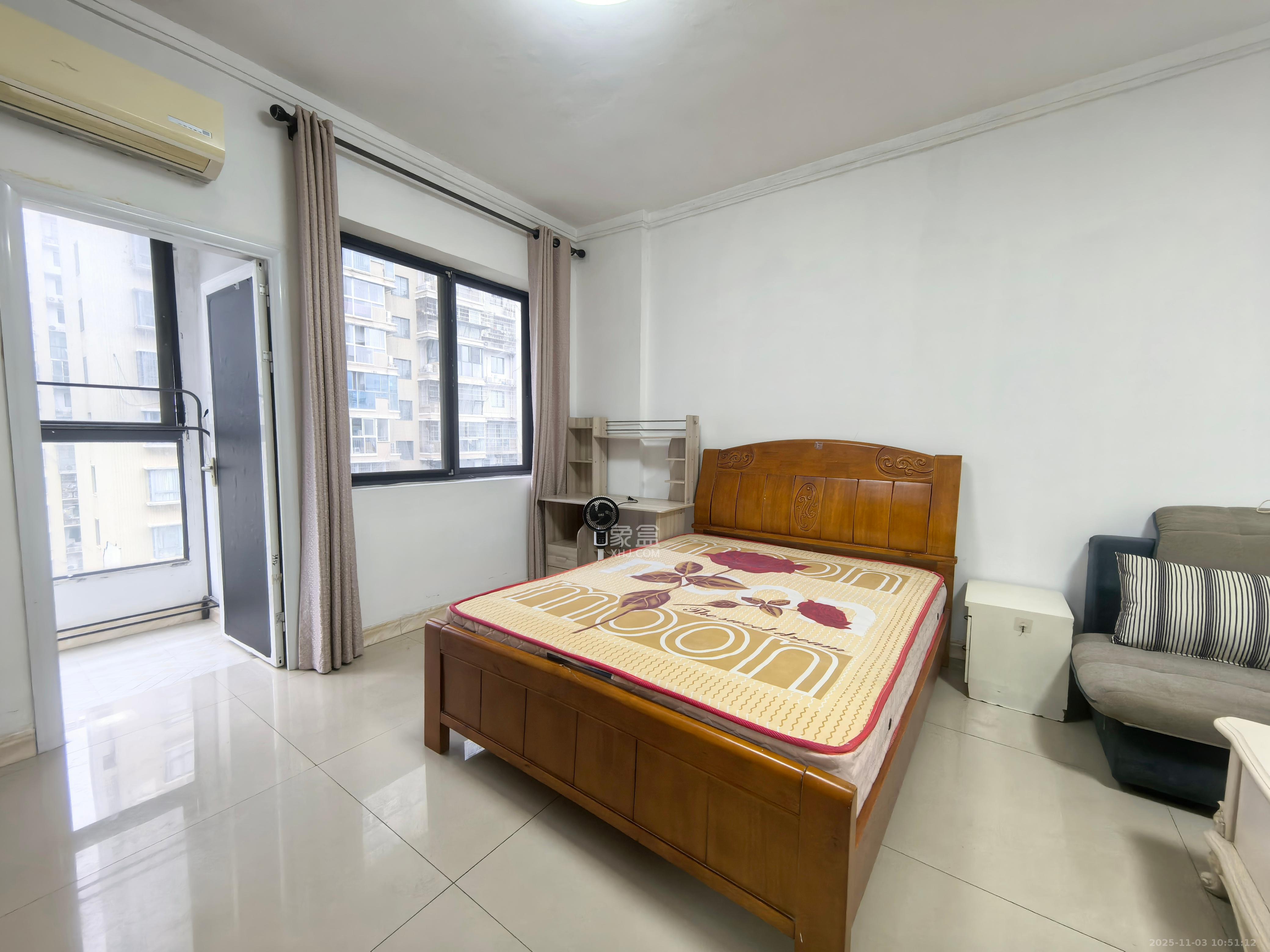 满庭芳小区  1室1厅1卫    1500.0元/月