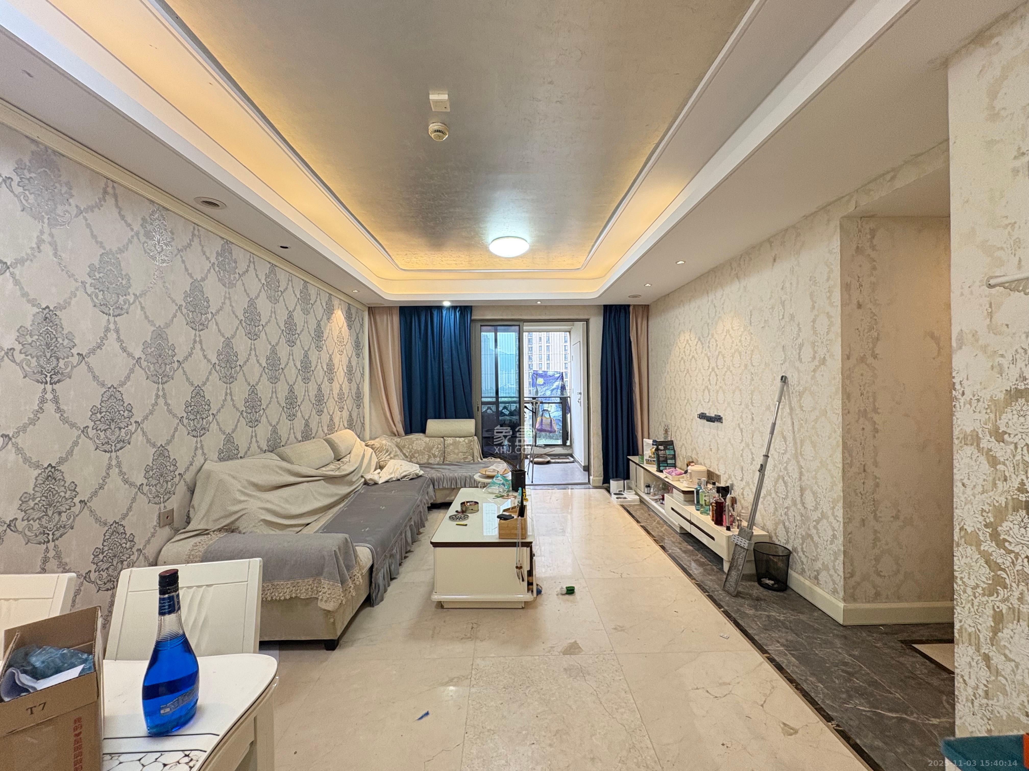 梅溪湖金茂府（金茂广场）（金茂览秀城）  3室2厅2卫    3000.0元/月室内图1