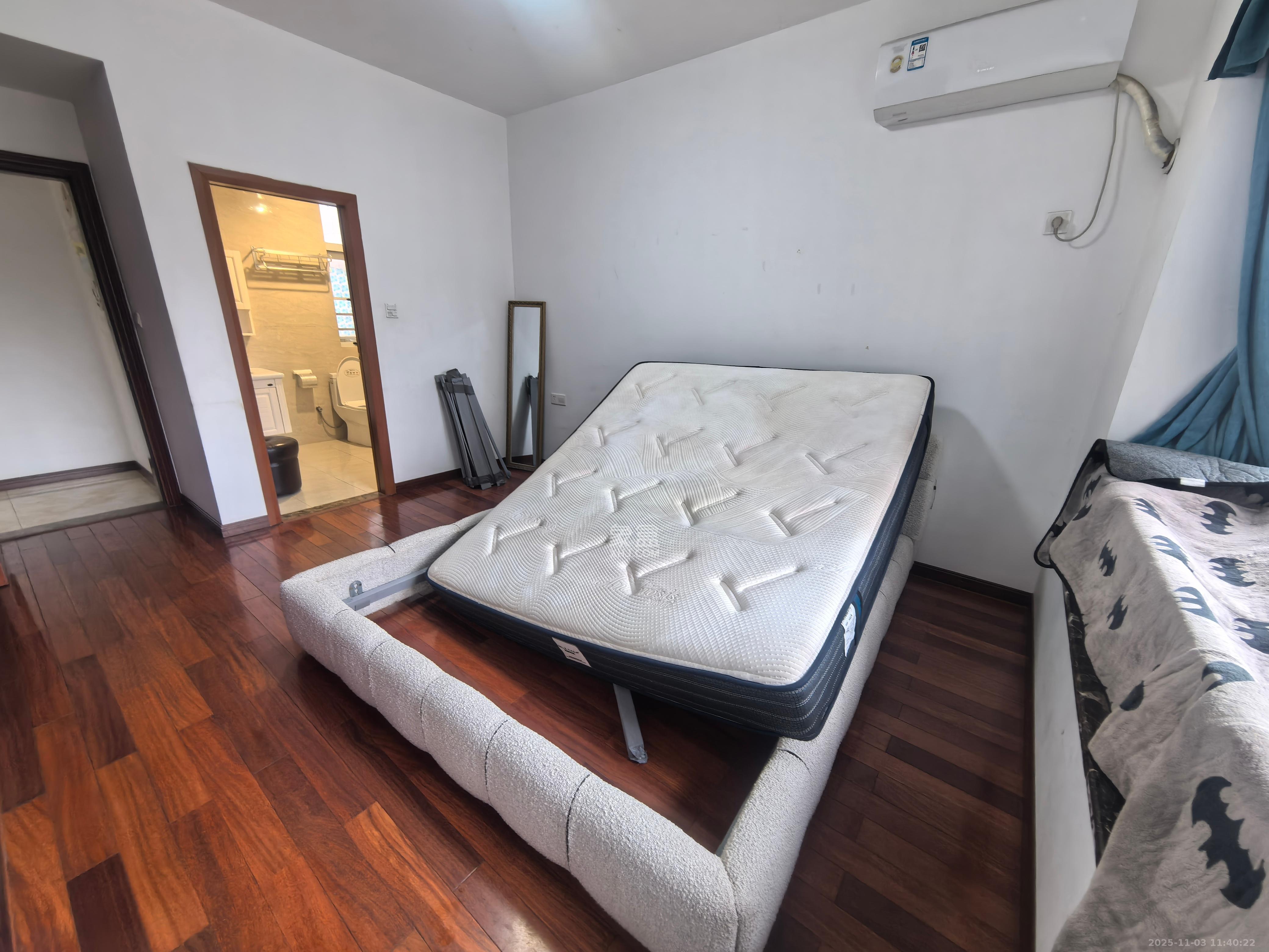 金鼎公园尚 3室2厅2卫 2500.0元/月 金鼎公园尚 3室2厅2卫 2500.0元/月室内图