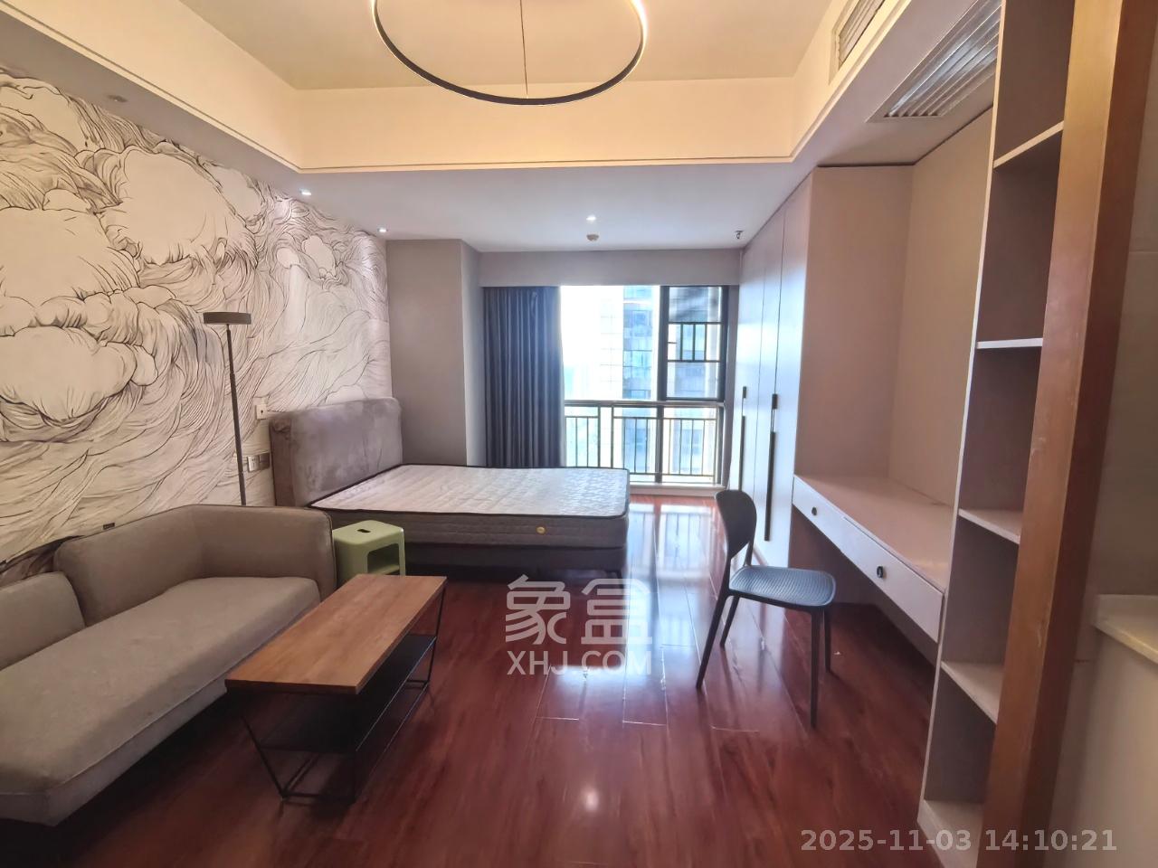 五一钻界  1室0厅0卫    2000.0元/月