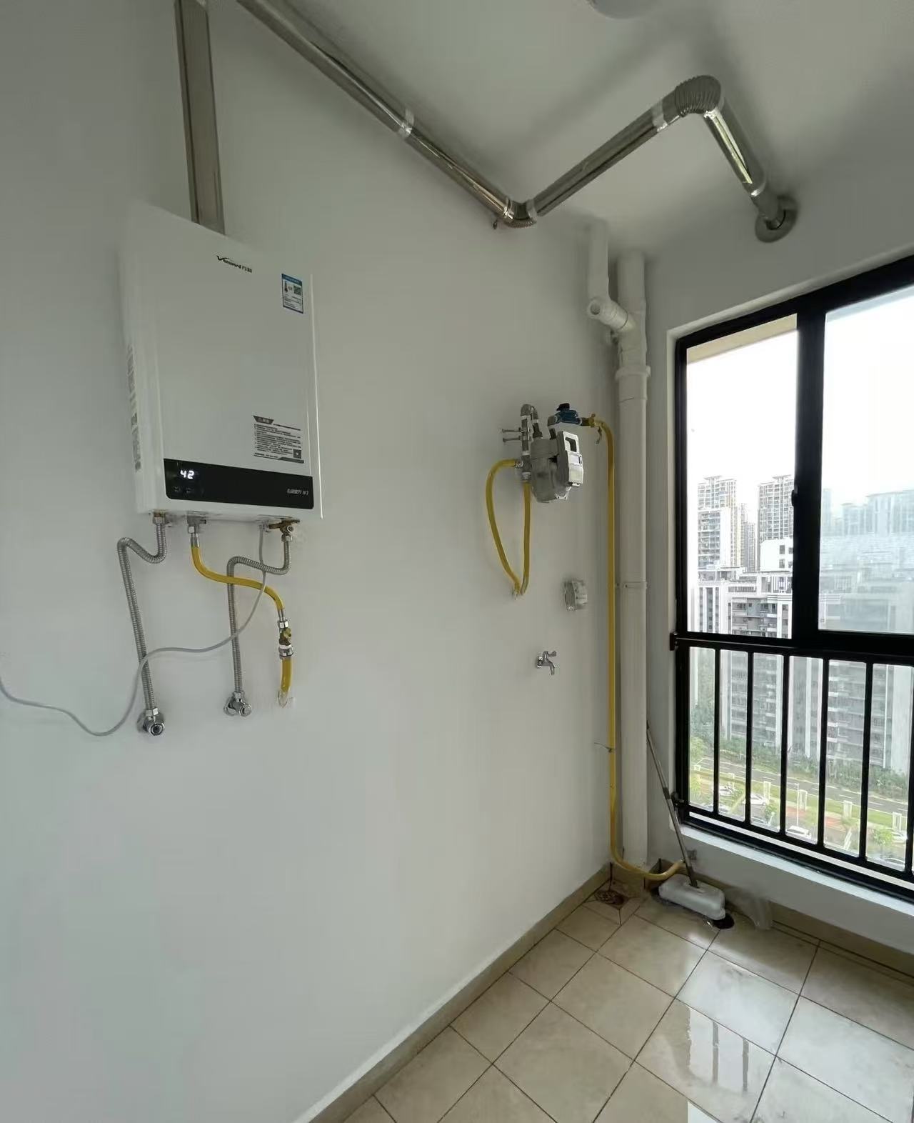 星华海岸城三期  2室1厅1卫    1800.0元/月 星华海岸城三期  2室1厅1卫    1800.0元/月室内图