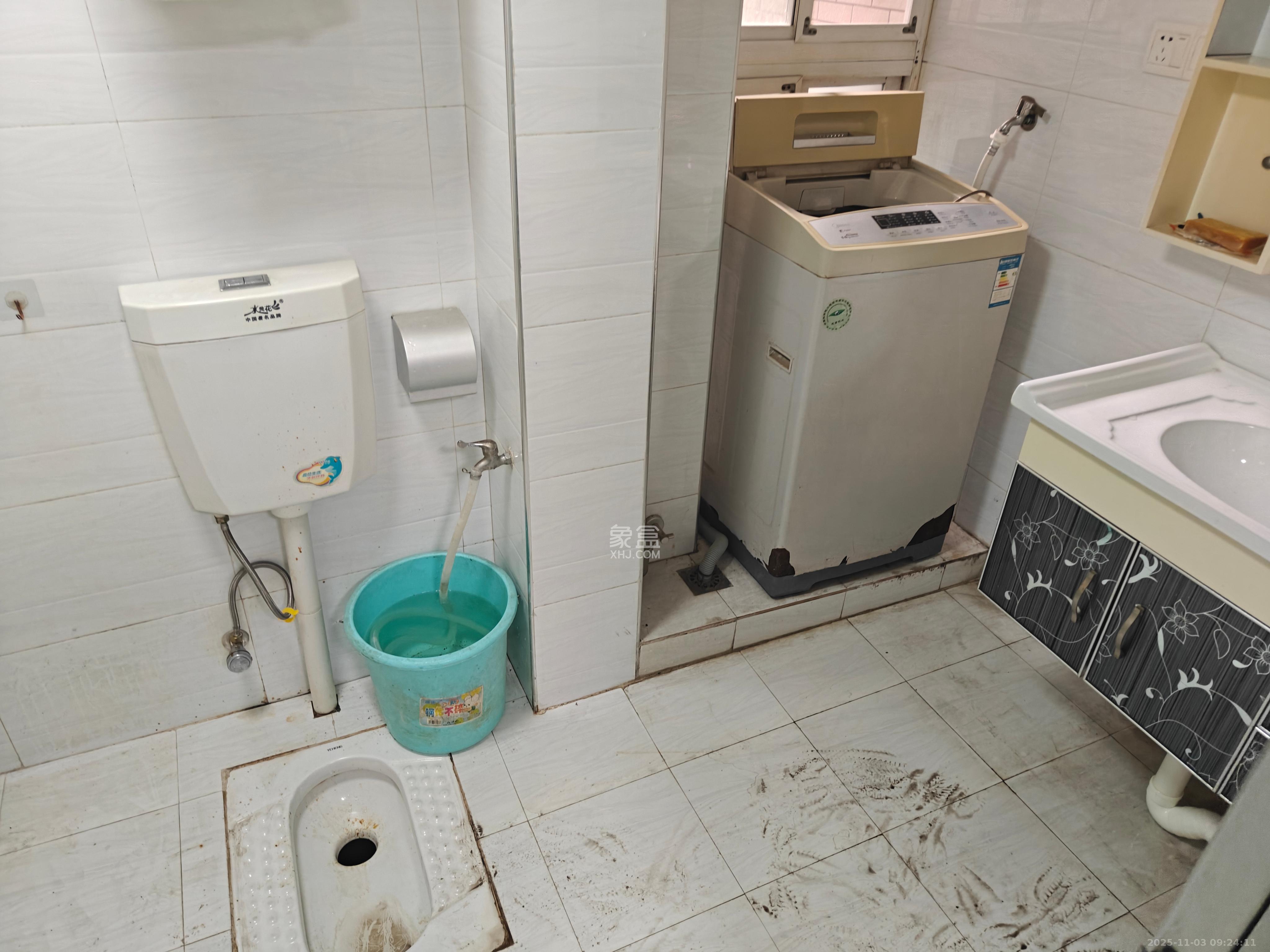 天凯东苑 2室2厅1卫 1700.0元/月 天凯东苑 2室2厅1卫 1700.0元/月室内图