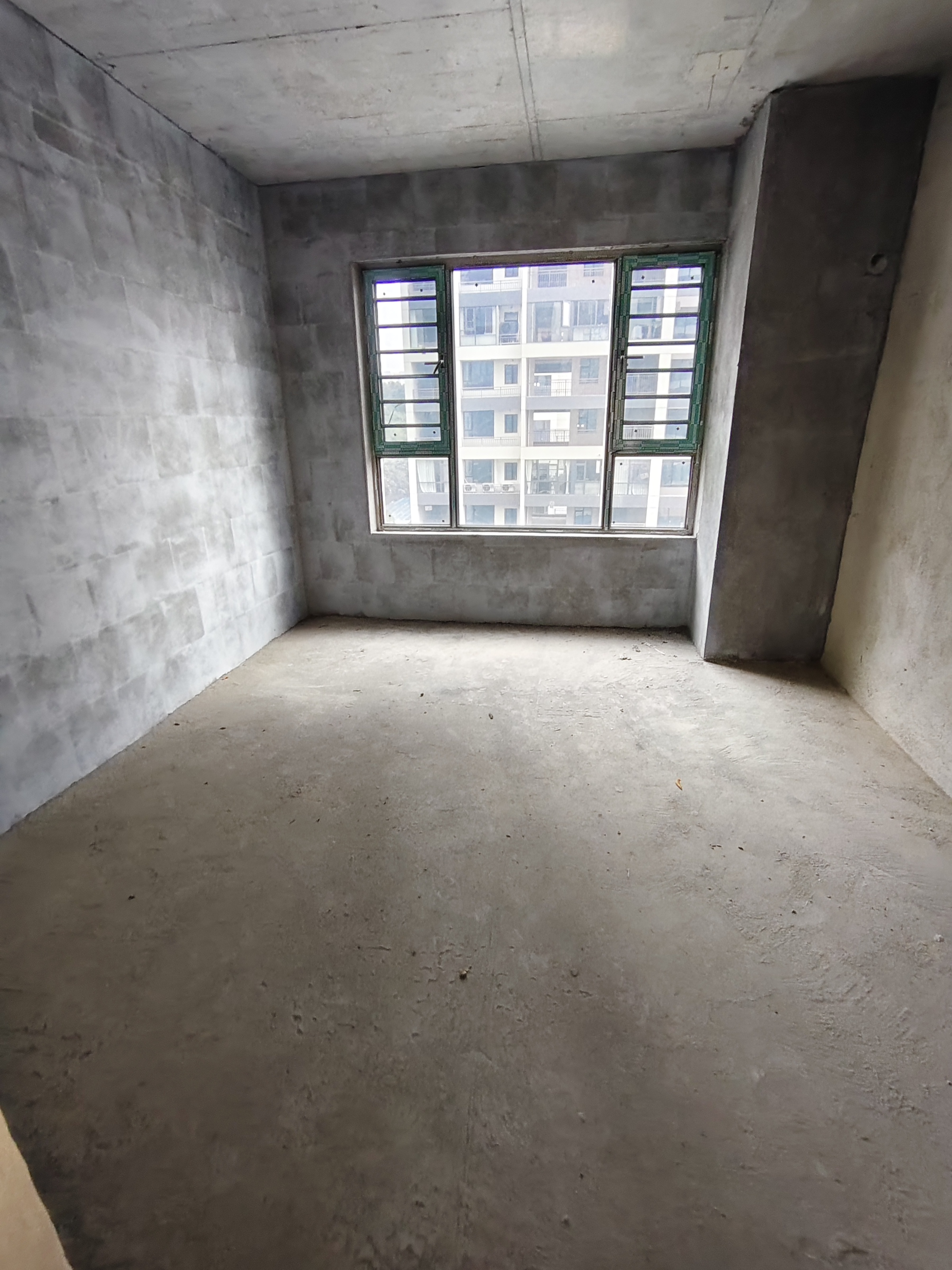 青春里-铂樾府 5室2厅2卫 88.8万 青春里-铂樾府 5室2厅2卫 88.8万客厅