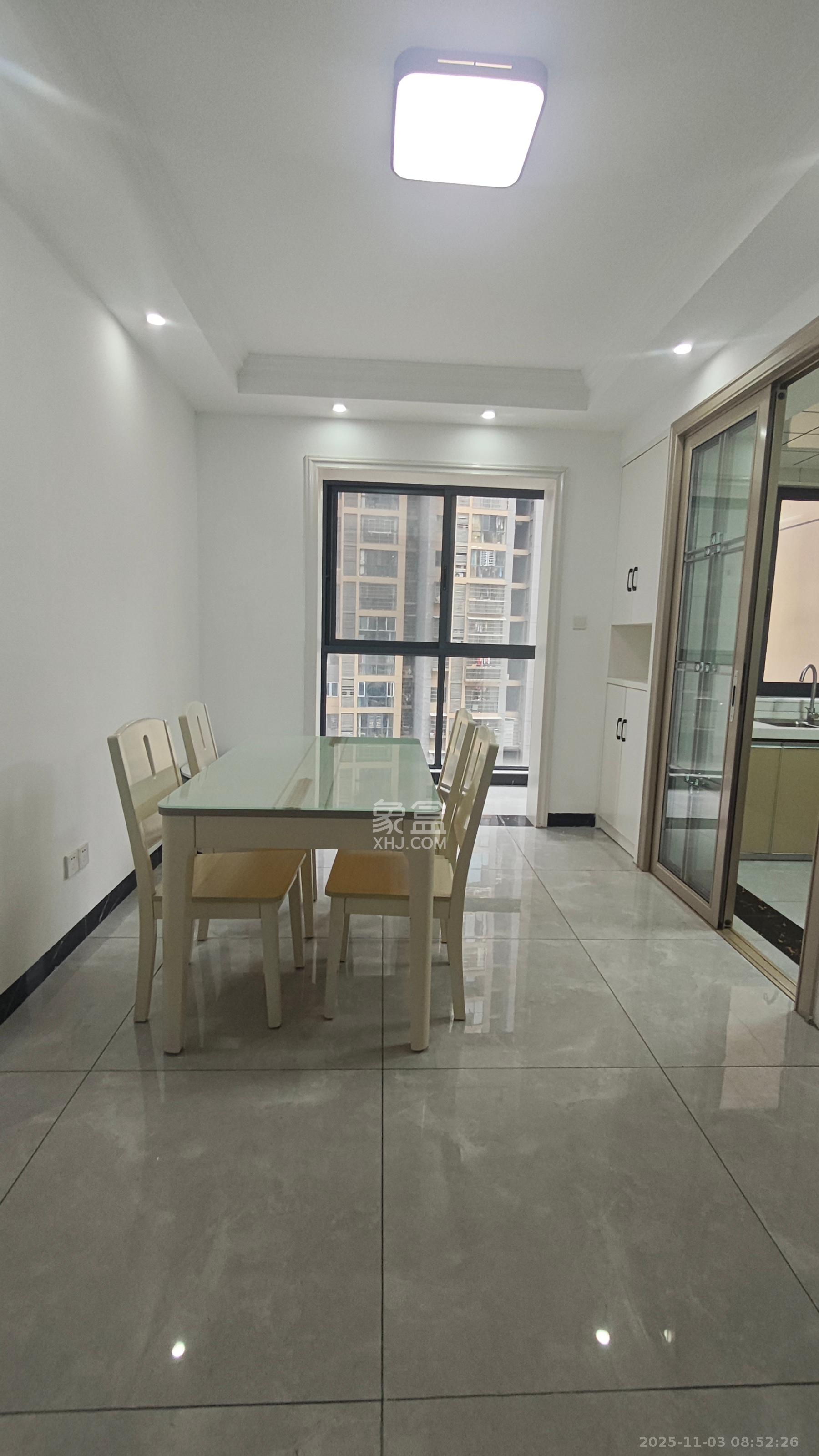 朝正美苑  3室2厅2卫    2800.0元/月