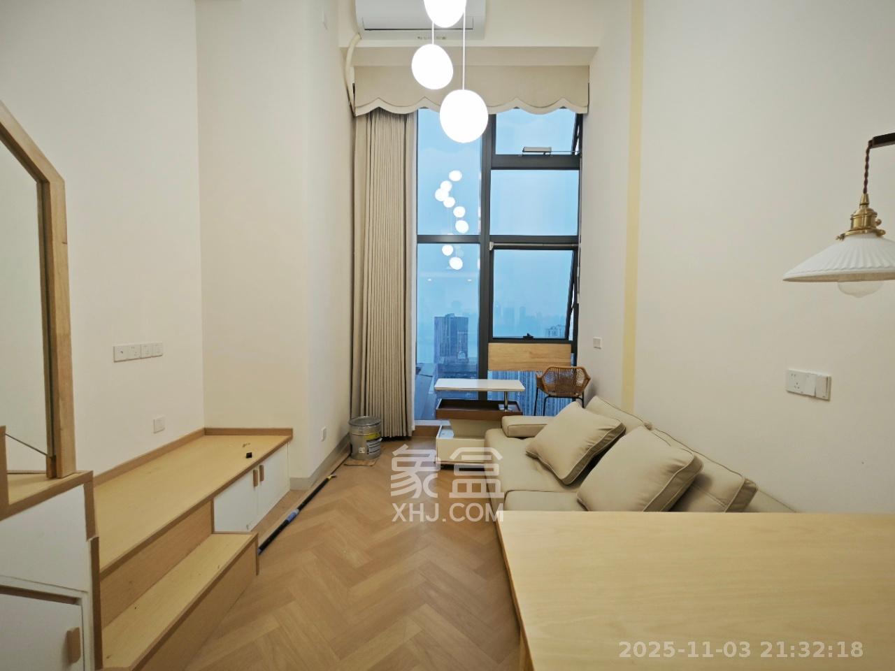 卓越中寰  2室1厅1卫    2800.0元/月室内图