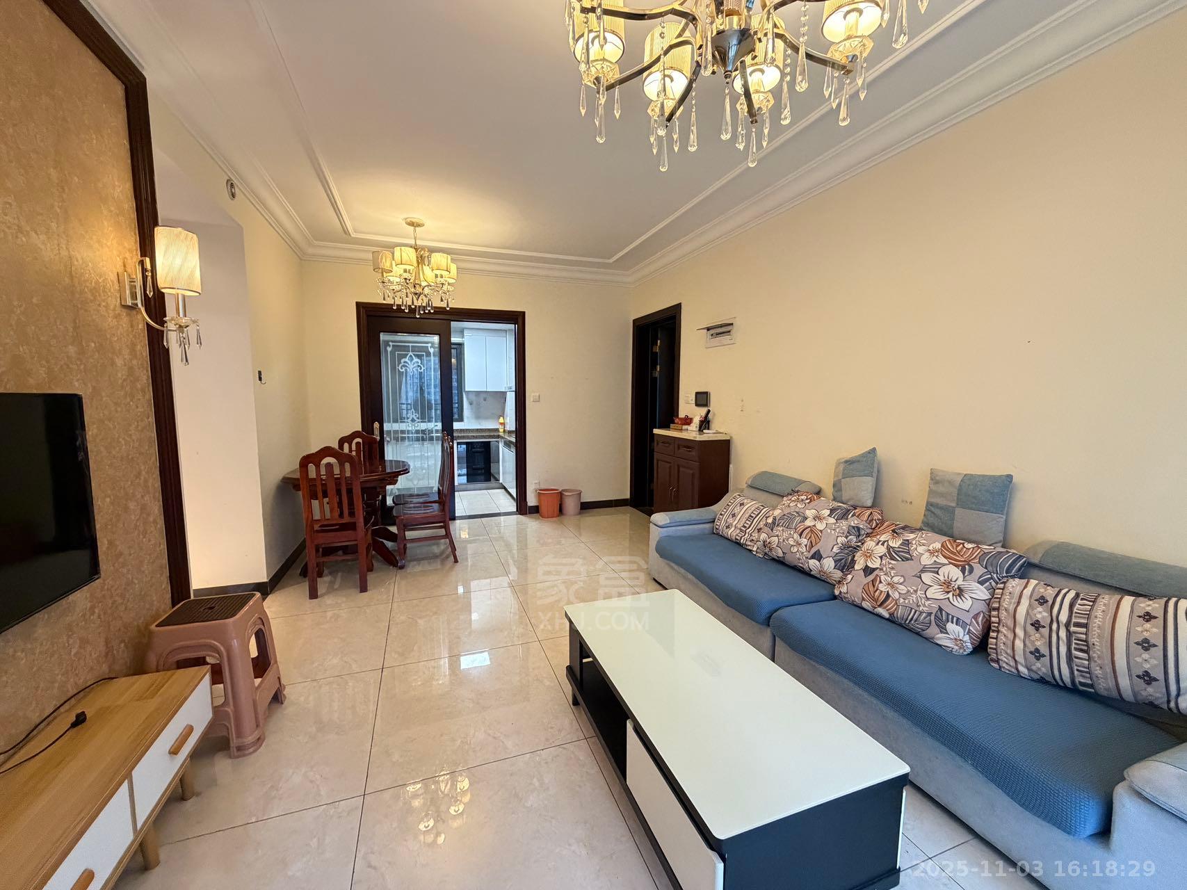 恒大华府 3室2厅1卫 2000.0元/月 恒大华府 3室2厅1卫 2000.0元/月室内图