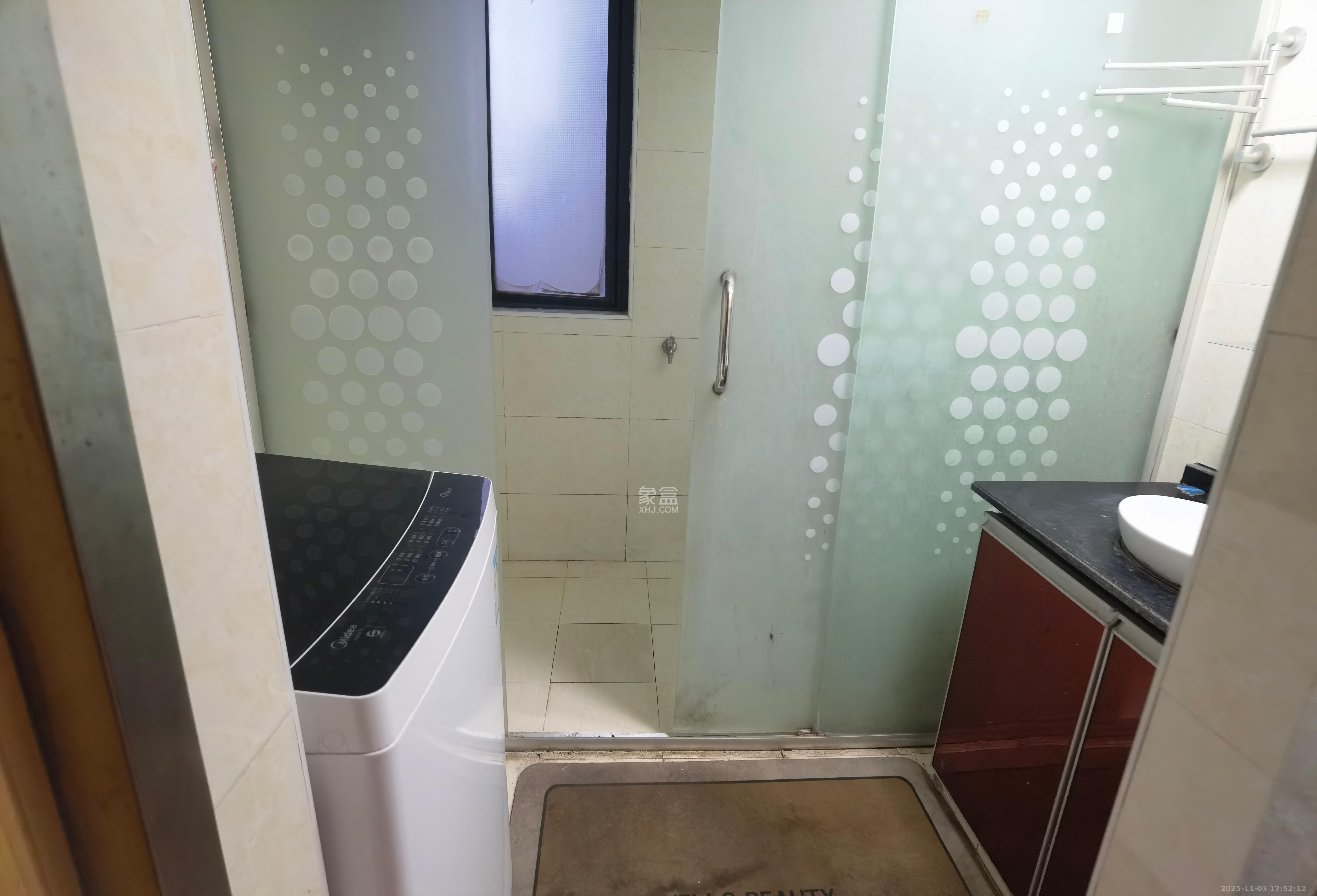 中信文化广场(中信新城二期) 3室2厅1卫 1800.0元/月 中信文化广场(中信新城二期) 3室2厅1卫 1800.0元/月室内图