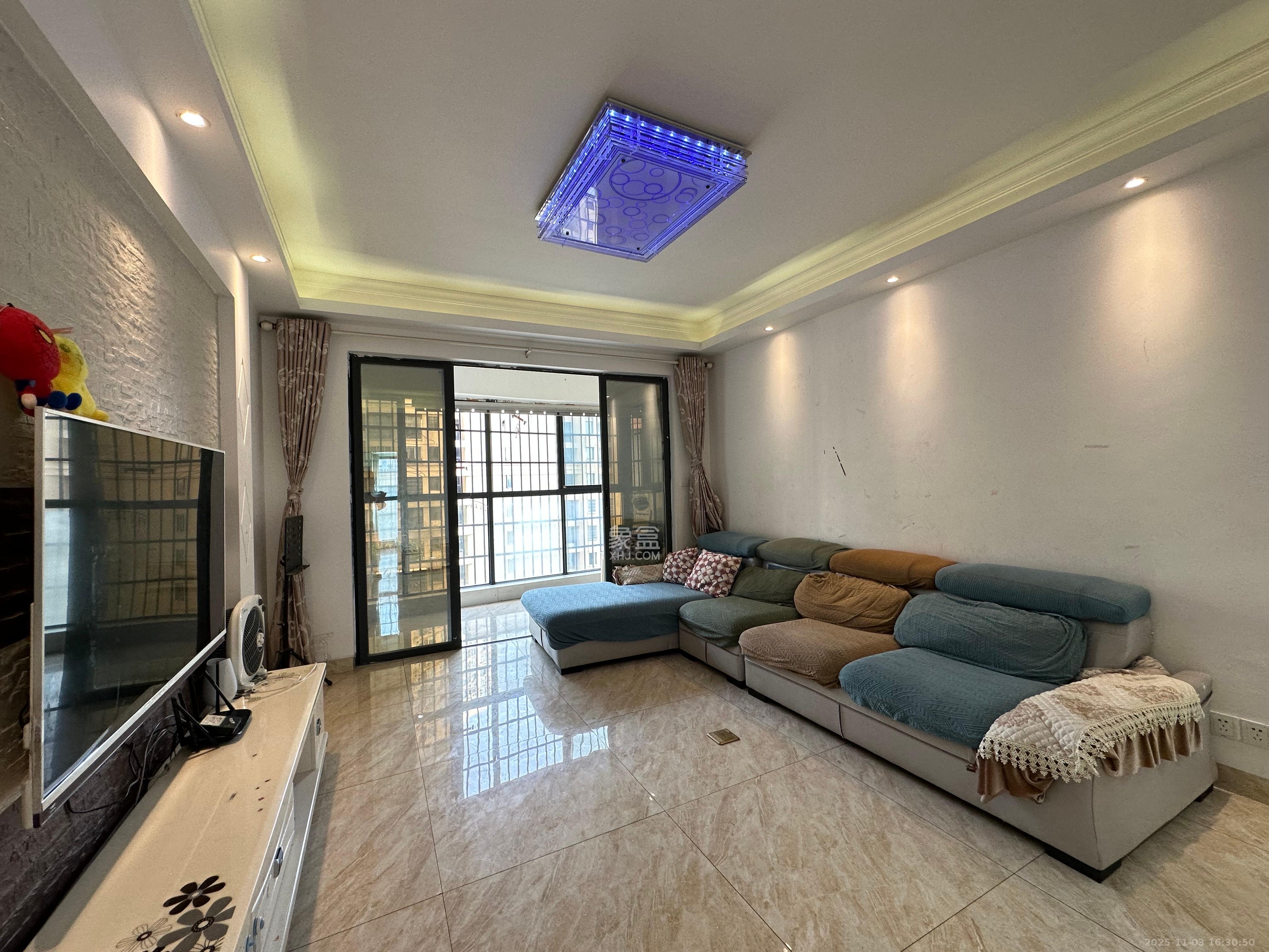 保利麓谷林语C区  3室2厅0卫    2500.0元/月室内图