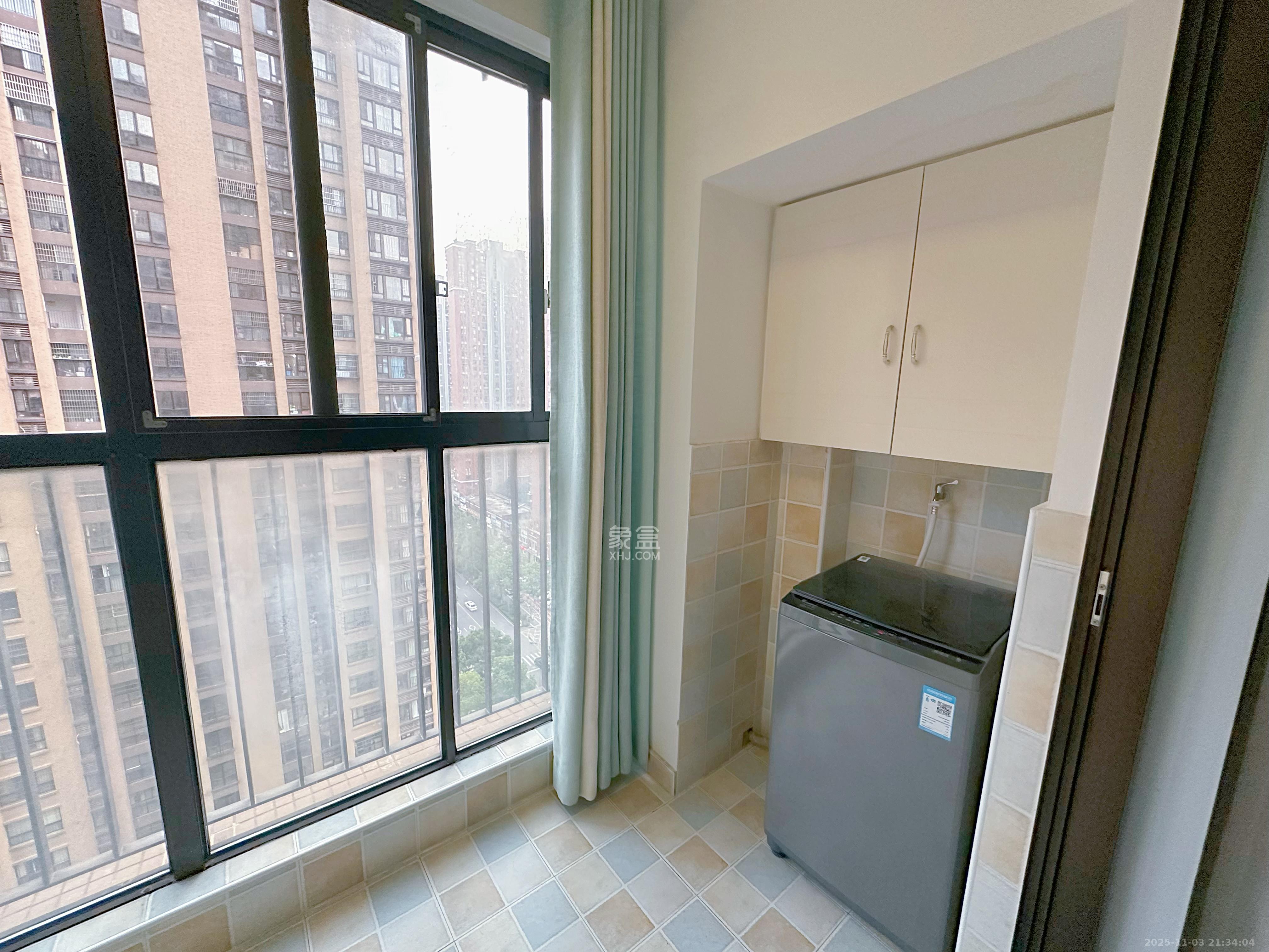 华润凤凰城三期 2室1厅1卫 2300.0元/月 华润凤凰城三期 2室1厅1卫 2300.0元/月室内图