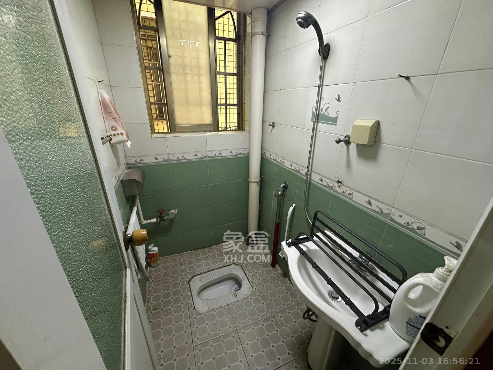 兴联小区 3室1厅2卫 1500.0元/月 兴联小区 3室1厅2卫 1500.0元/月室内图