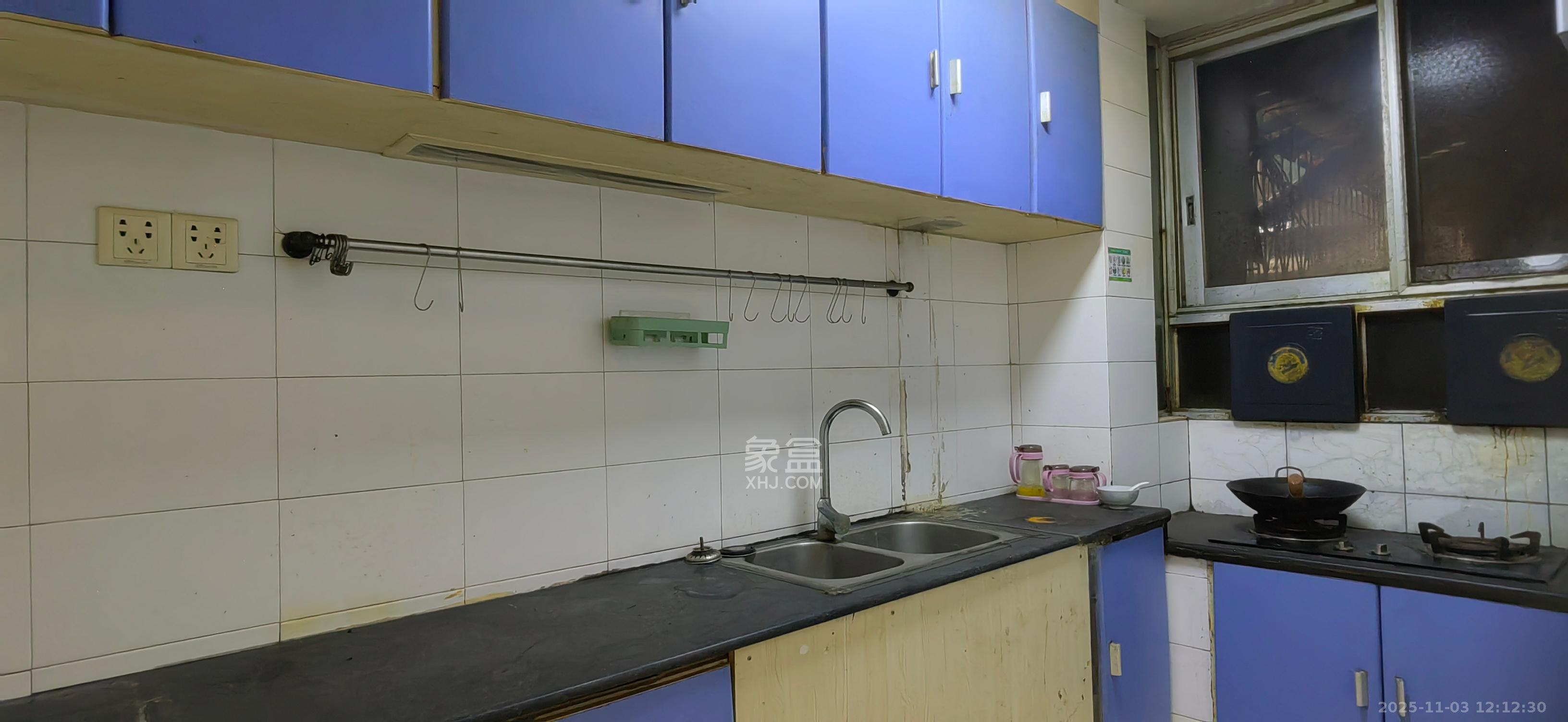 湘运新村  2室2厅1卫    1600.0元/月室内图