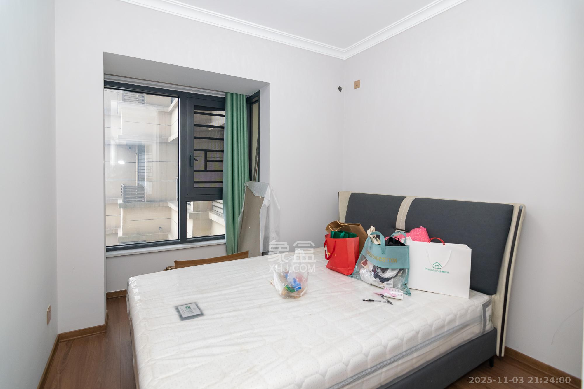 润和山水郡 4室2厅2卫 116.0万 润和山水郡 4室2厅2卫 116.0万卧室