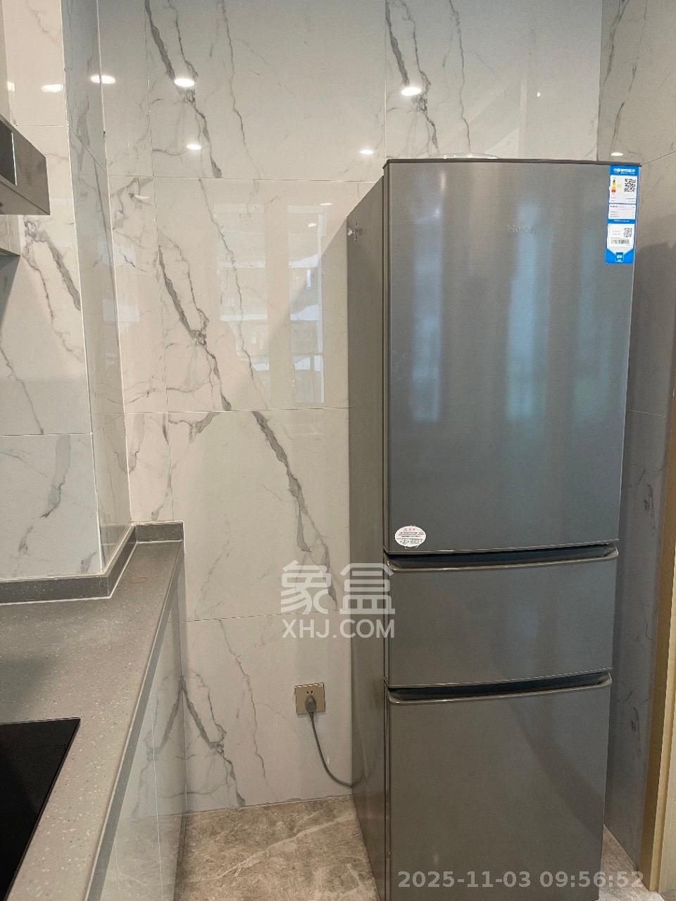 复地滨江金融中心 4室2厅2卫 5000.0元/月 复地滨江金融中心 4室2厅2卫 5000.0元/月室内图