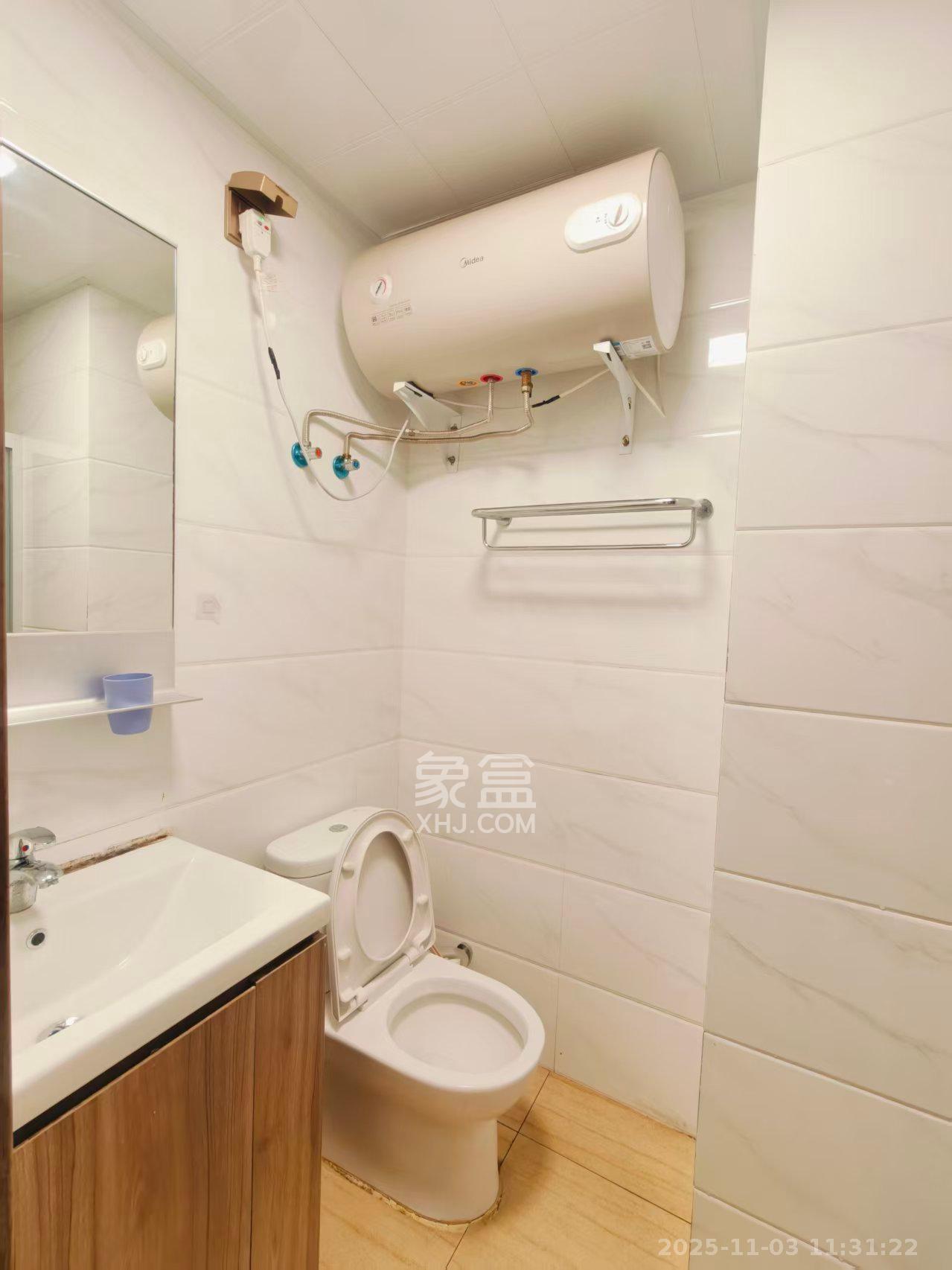 碧桂园星城首府  1室1厅1卫    1350.0元/月室内图