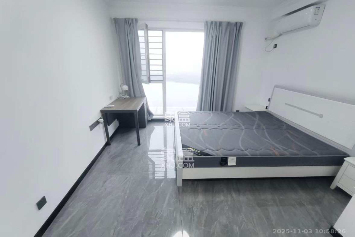 金色屋顶 4室2厅3卫 7500.0元/月 金色屋顶 4室2厅3卫 7500.0元/月室内图