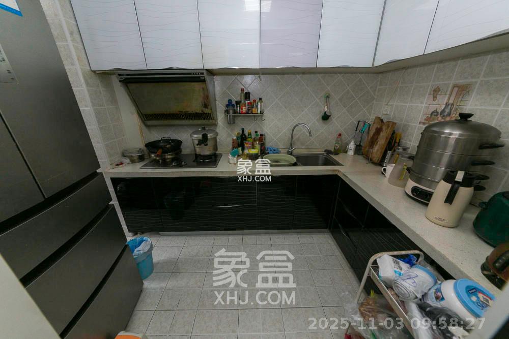 湘江雅颂居 3室2厅1卫 2500.0元/月 湘江雅颂居 3室2厅1卫 2500.0元/月室内图