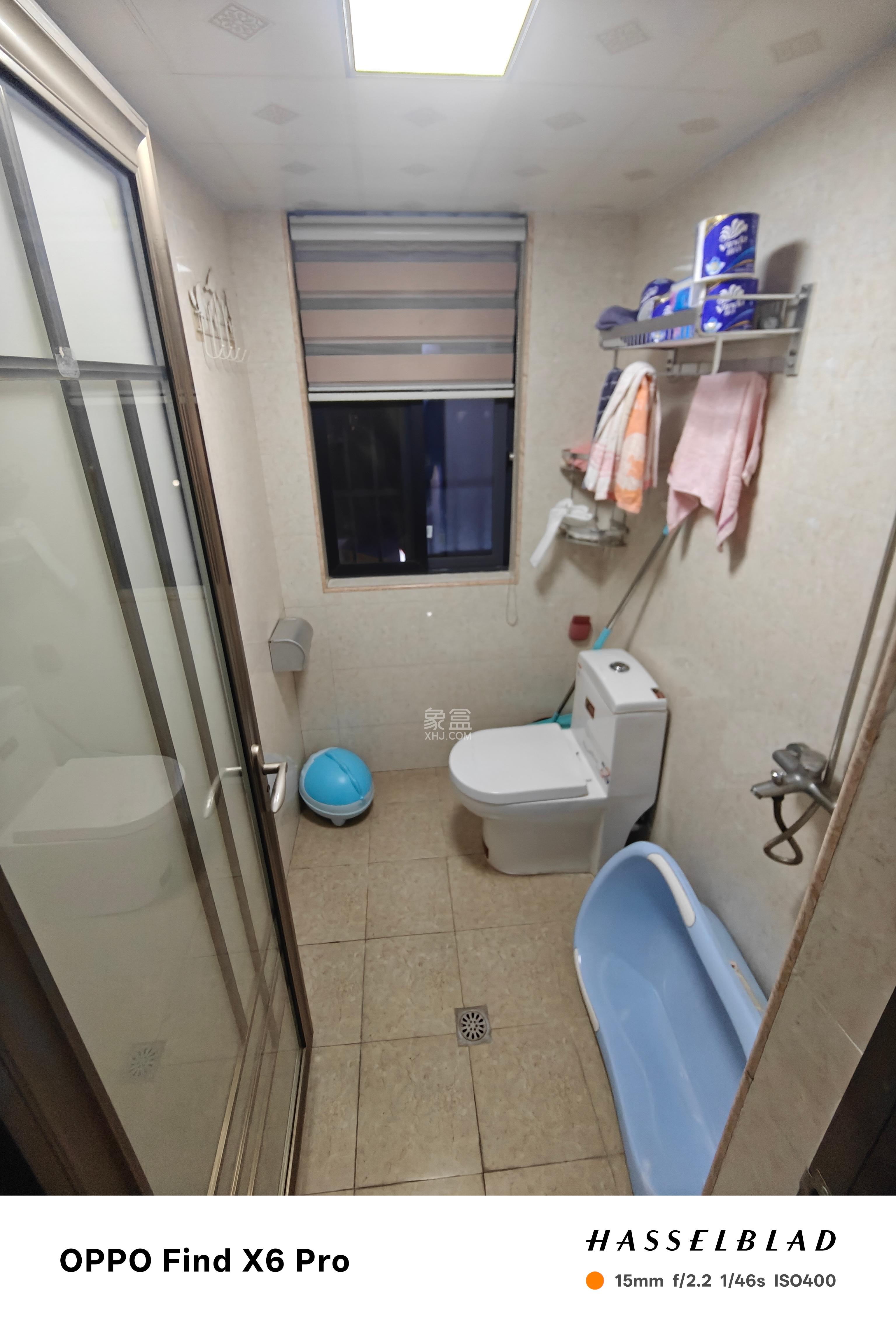 华侨假日中心（晟华苑）  4室2厅2卫    2800.0元/月室内图