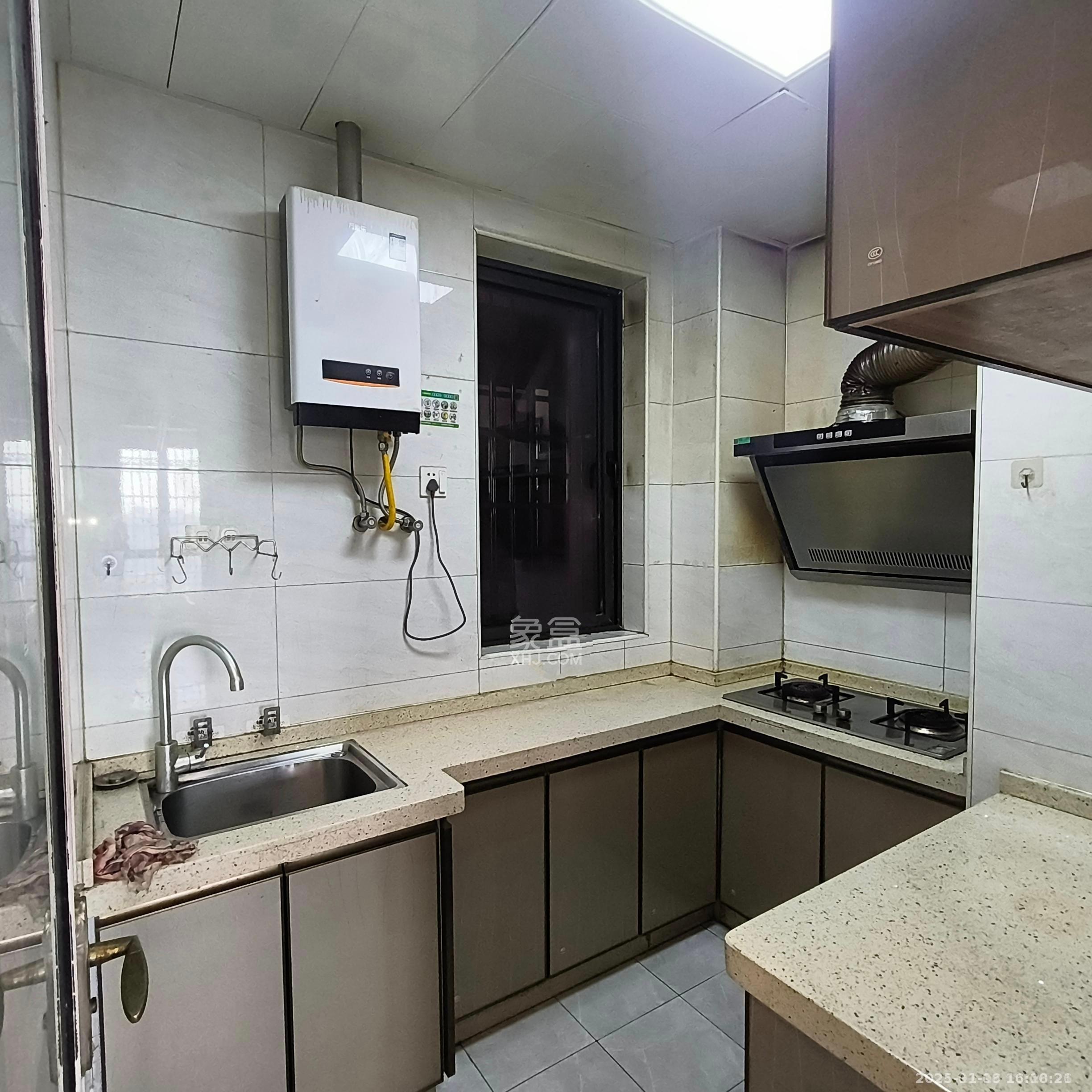 东宜兰园 2室1厅1卫 1700.0元/月 东宜兰园 2室1厅1卫 1700.0元/月室内图