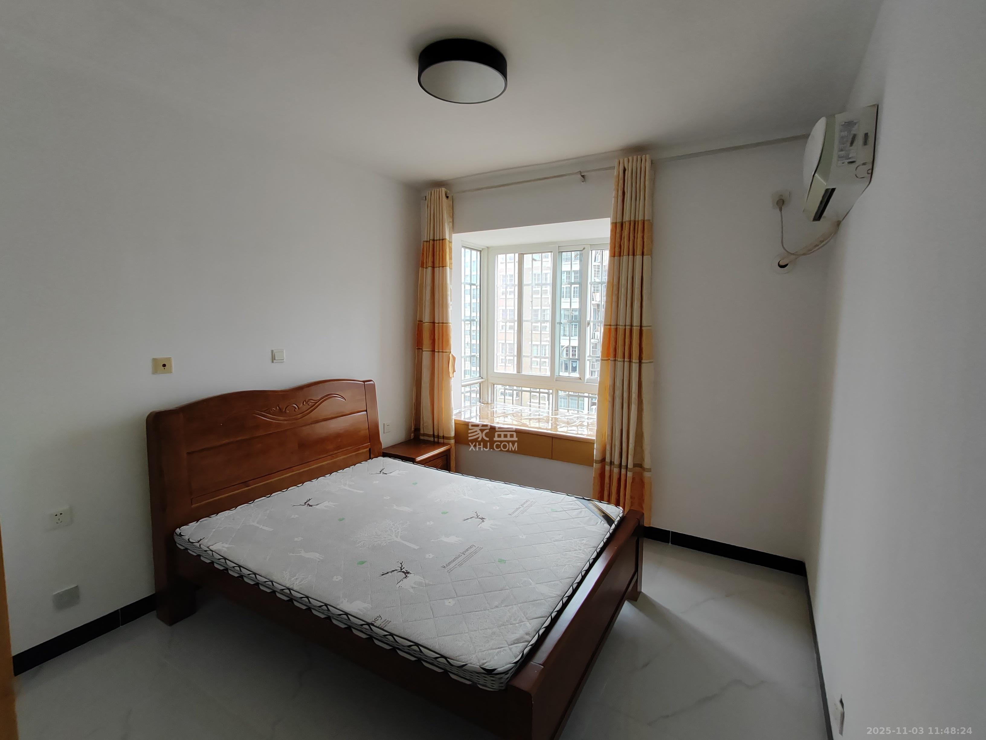 和馨园  2室2厅1卫    1800.0元/月室内图