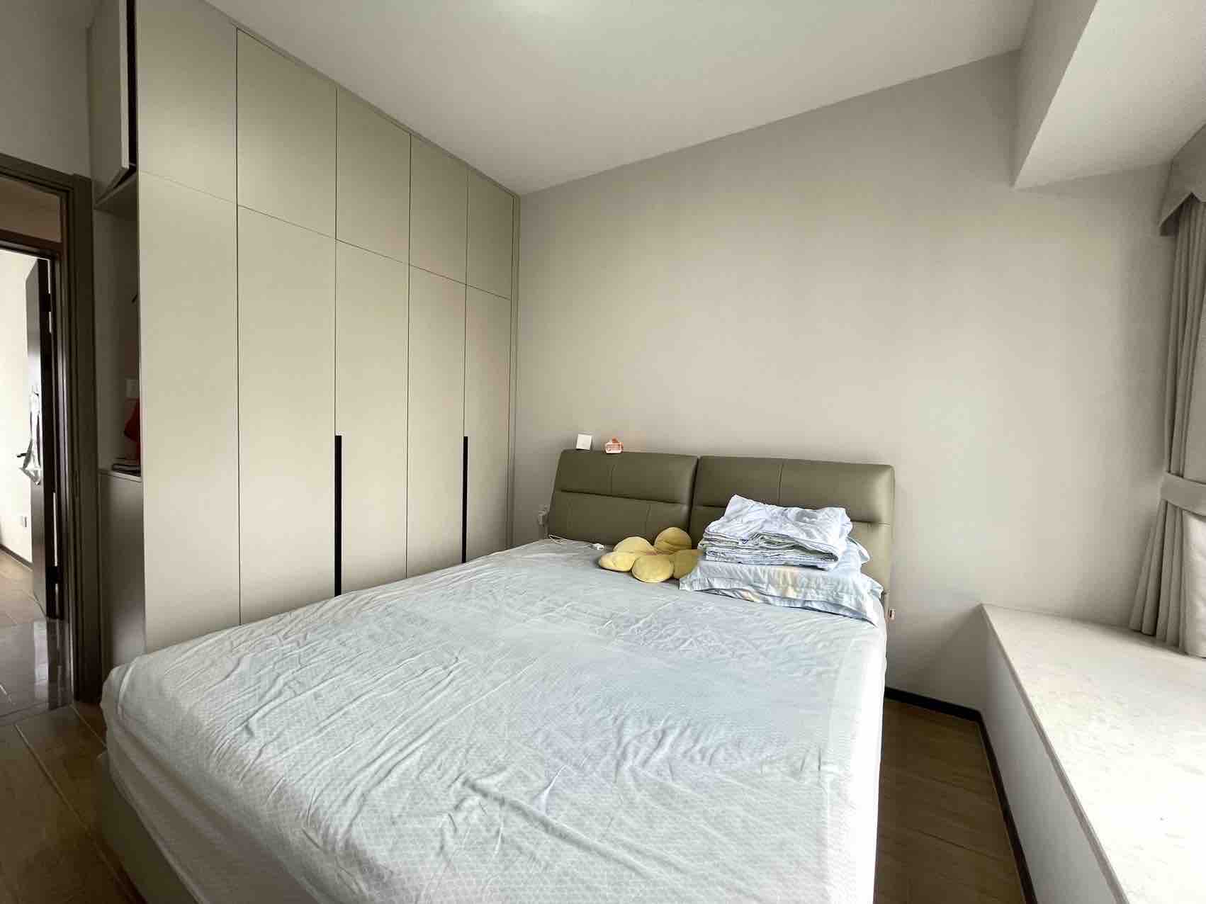 中海汇德里 1室0厅0卫 330.0万 中海汇德里 1室0厅0卫 330.0万客厅