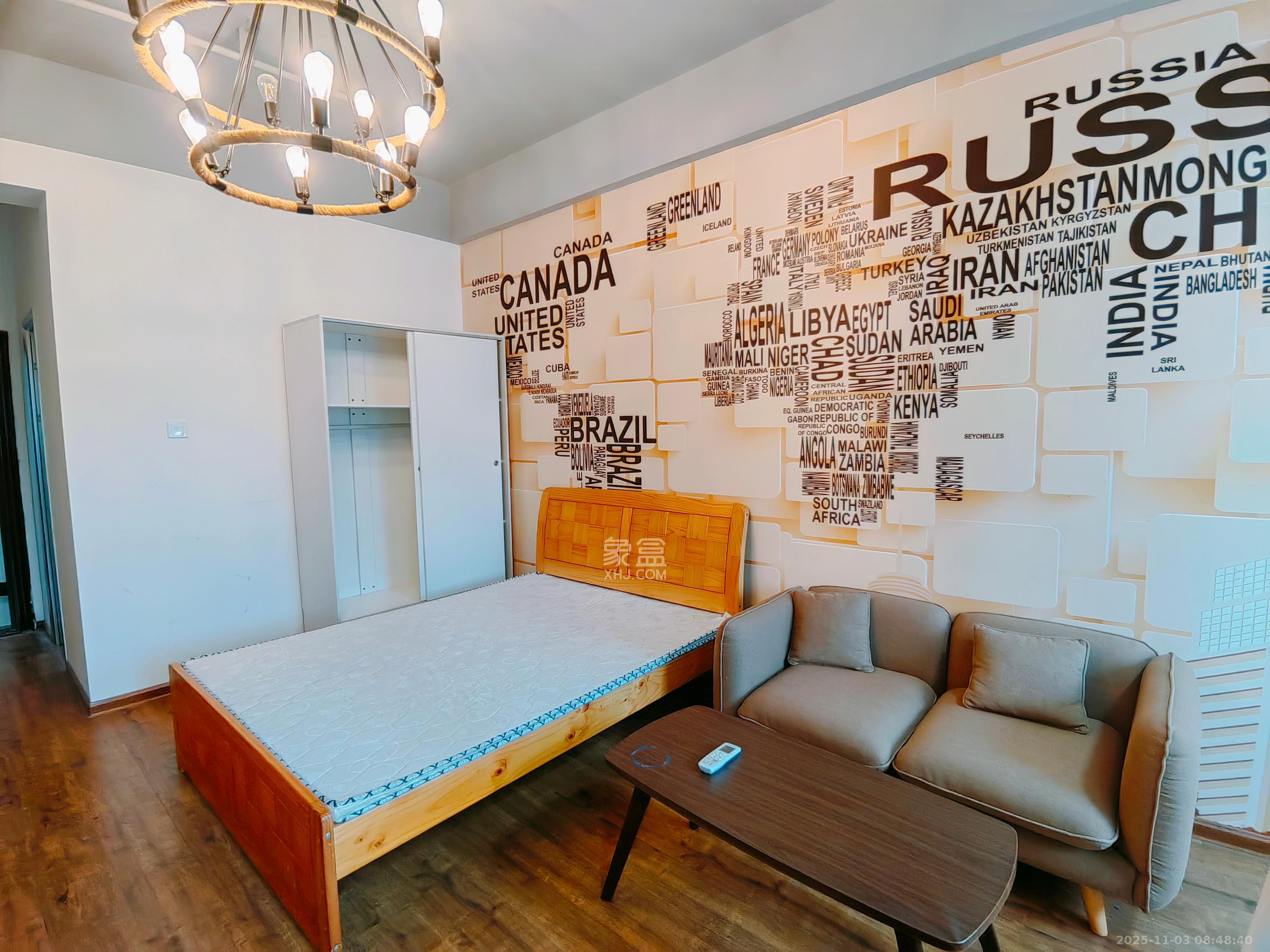 中南壹号院  1室1厅1卫    1700.0元/月室内图