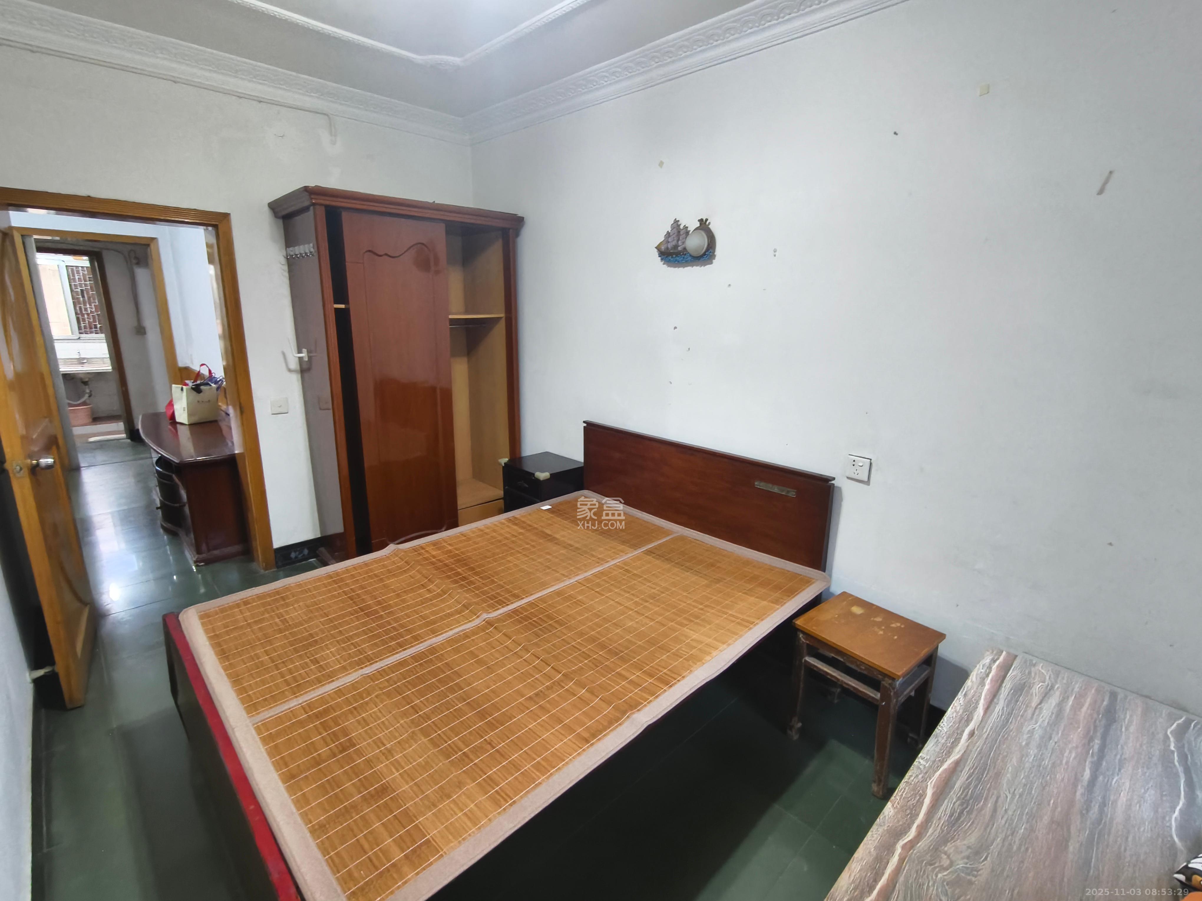 幸福桥、潘家坪路散盘  2室1厅1卫    1600.0元/月室内图