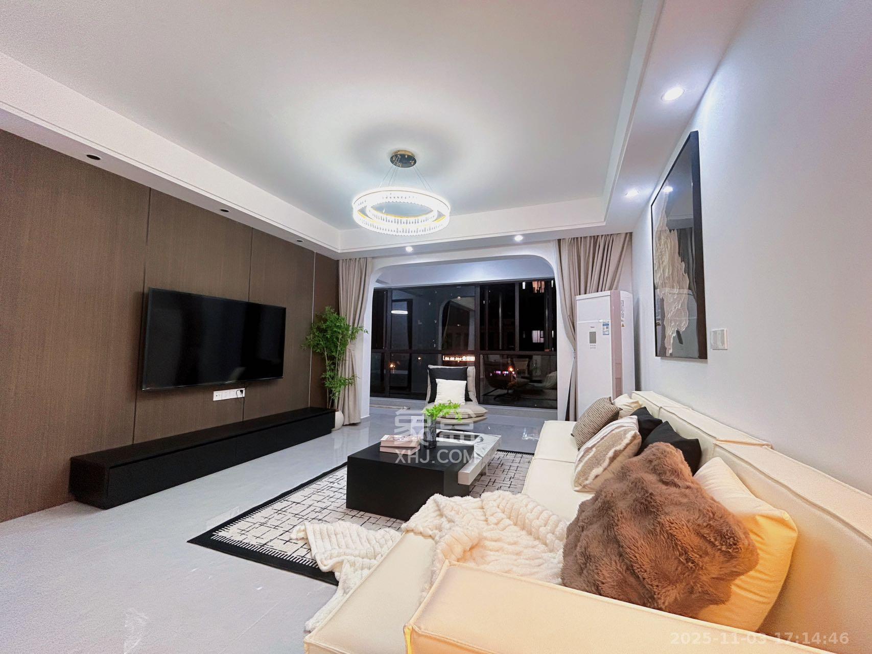 旭辉国悦府  4室2厅2卫    6500.0元/月