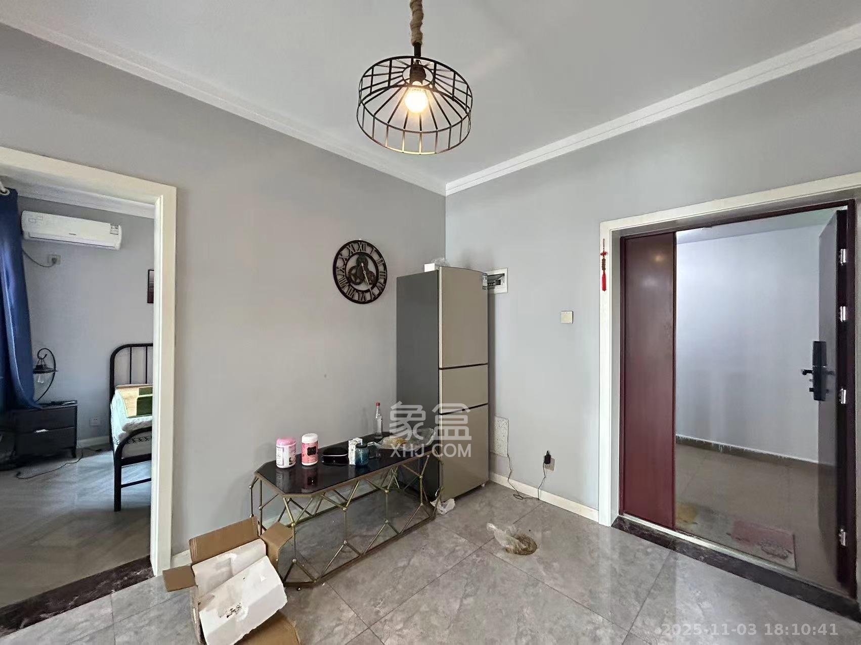 半山壹号  2室2厅1卫    2600.0元/月室内图