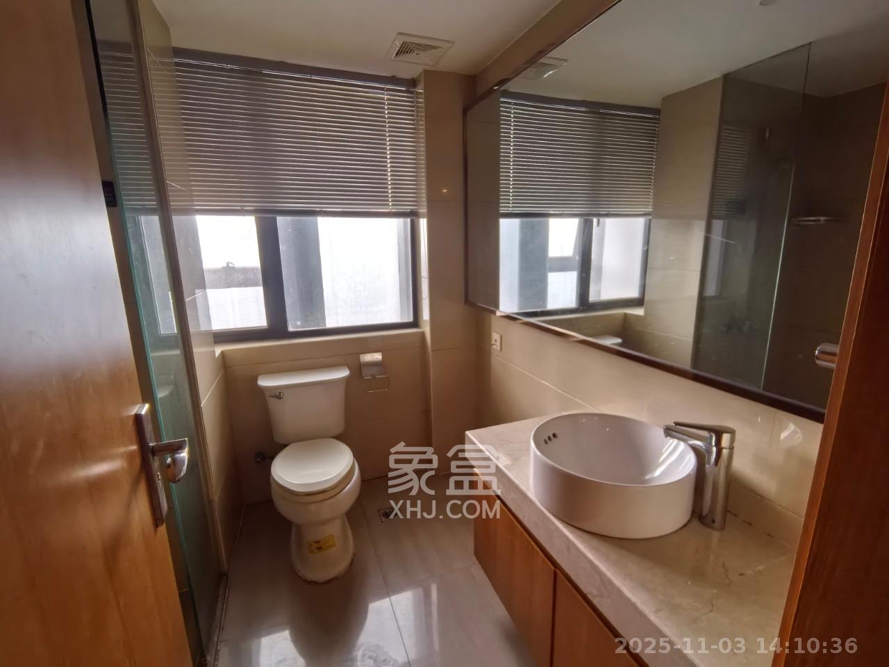 五一钻界  1室0厅0卫    2000.0元/月室内图