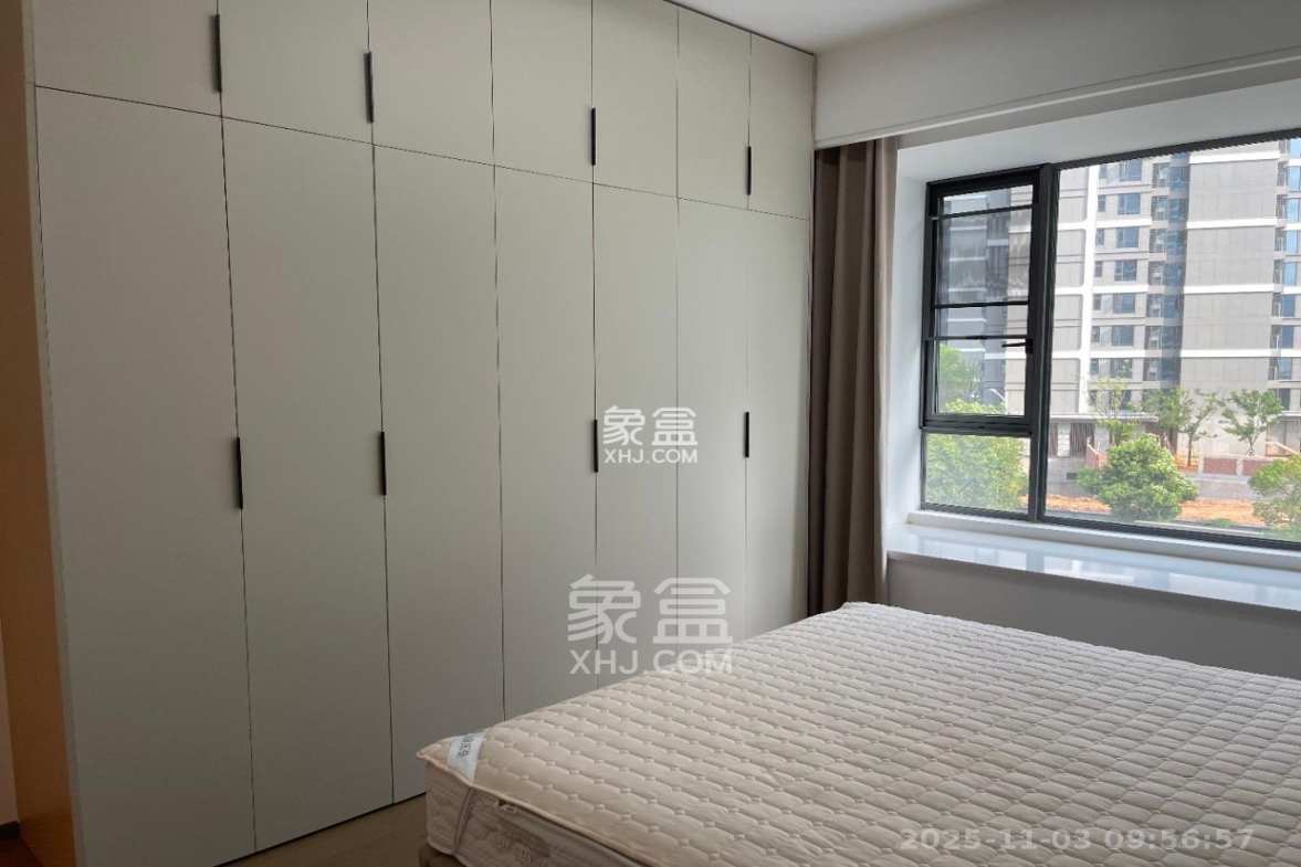 复地滨江金融中心 4室2厅2卫 5000.0元/月 复地滨江金融中心 4室2厅2卫 5000.0元/月室内图