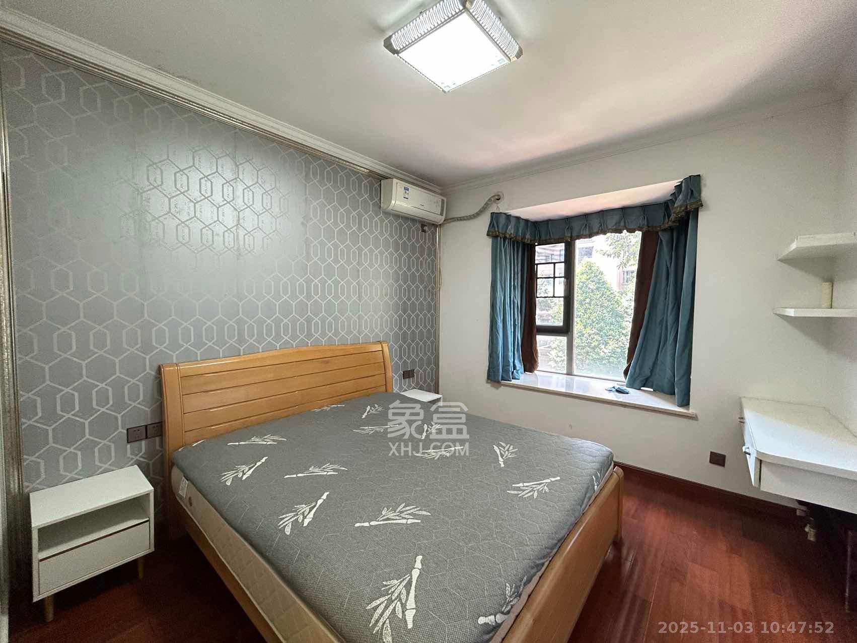 怡海星城  2室2厅1卫    1600.0元/月室内图