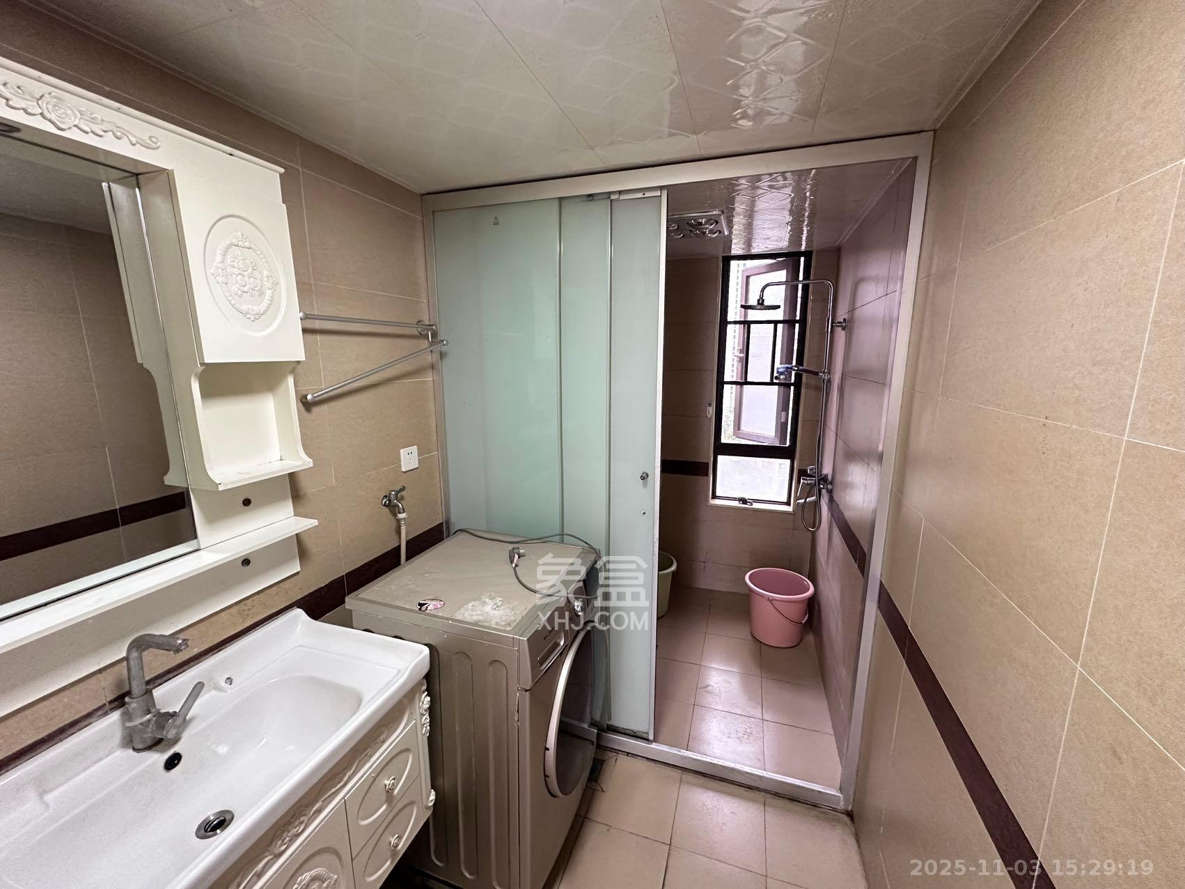 华润橡树湾 4室2厅2卫 2600.0元/月 华润橡树湾 4室2厅2卫 2600.0元/月室内图