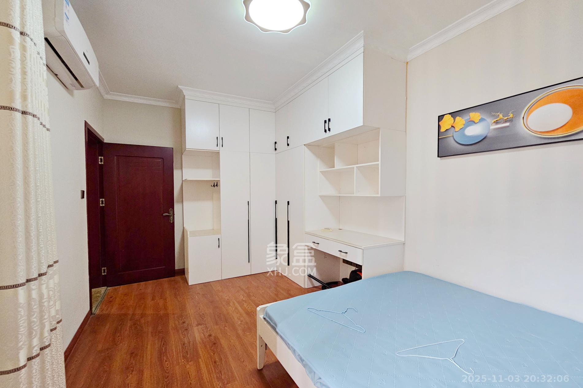 阳光城尚东湾青云苑 2室2厅1卫 73.0万 阳光城尚东湾青云苑 2室2厅1卫 73.0万卧室