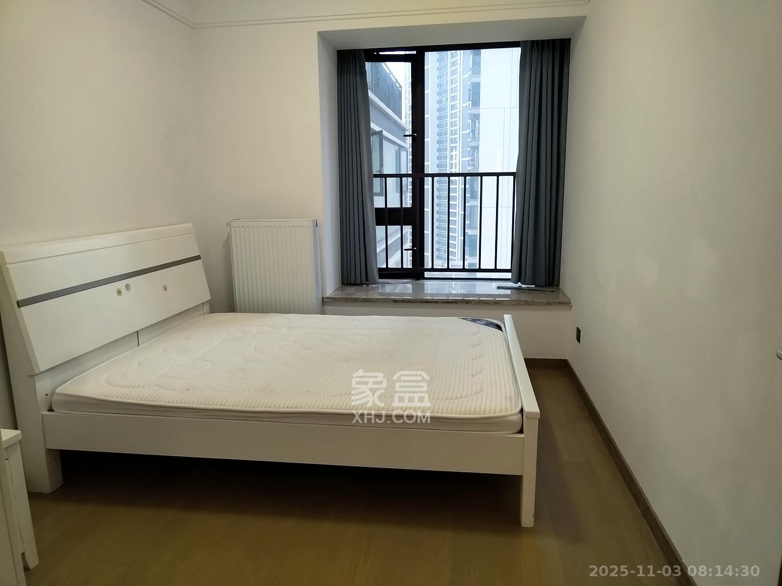 长房星城天地  3室2厅1卫    4500.0元/月室内图