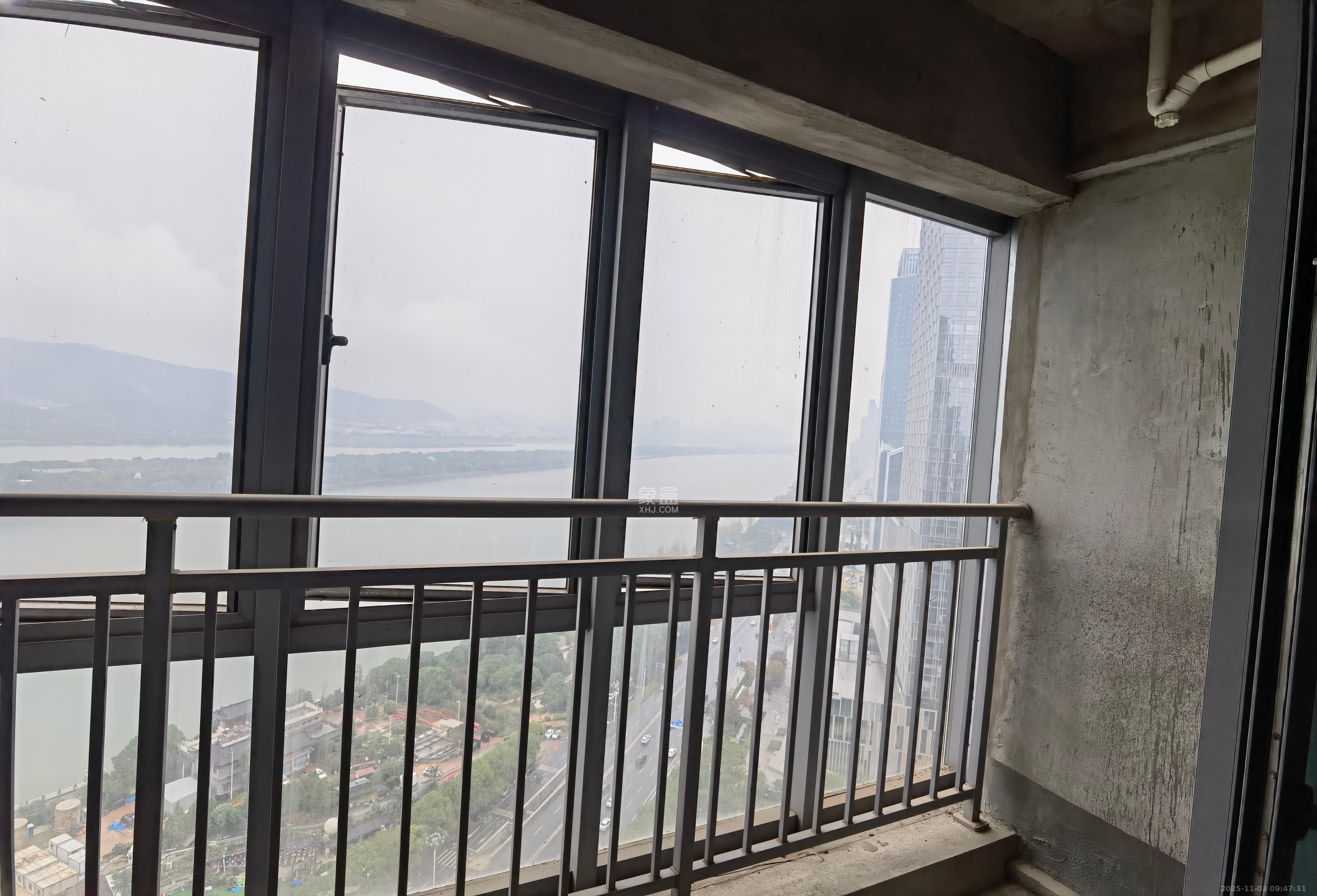 保利国际广场 1室1厅1卫 1200.0元/月 保利国际广场 1室1厅1卫 1200.0元/月室内图