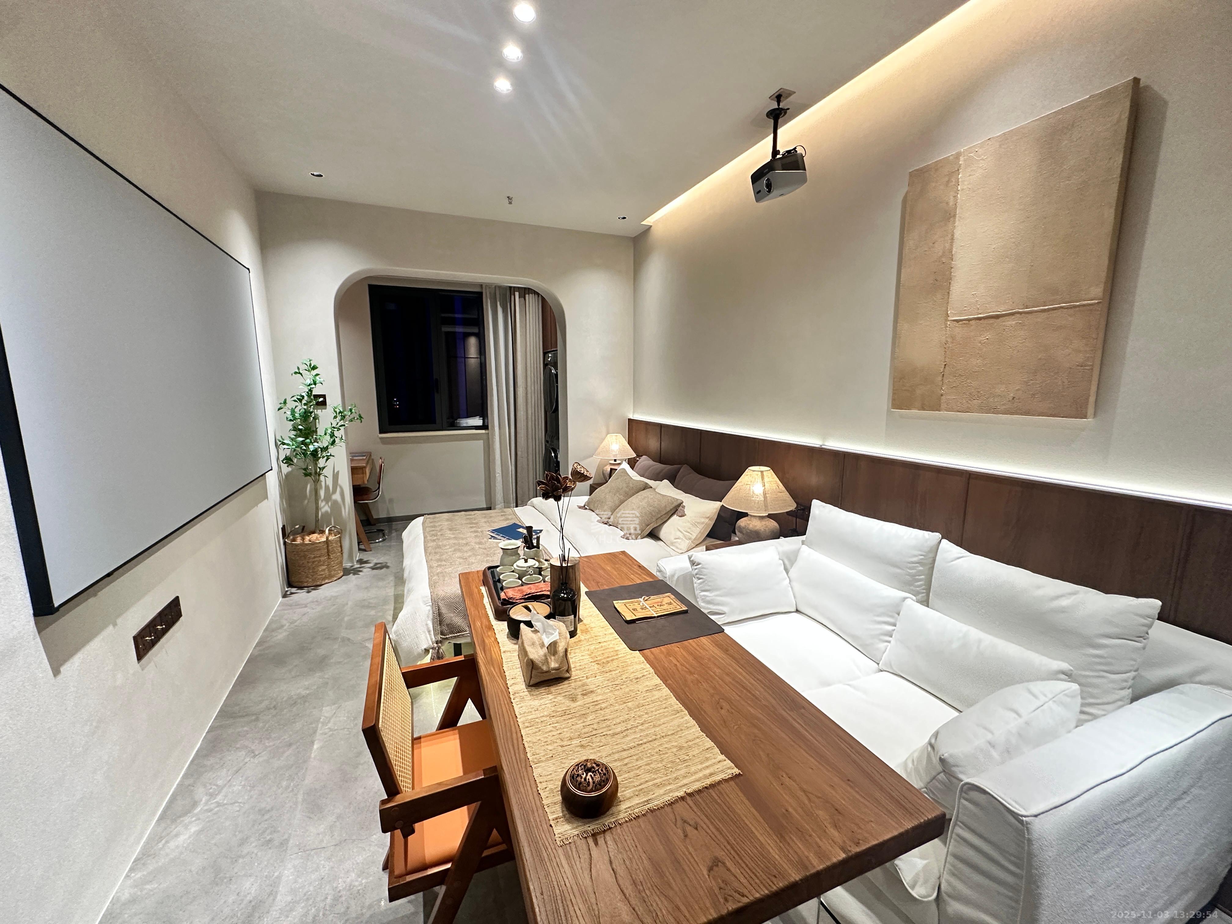 中建信和城  1室1厅1卫    2500.0元/月室内图