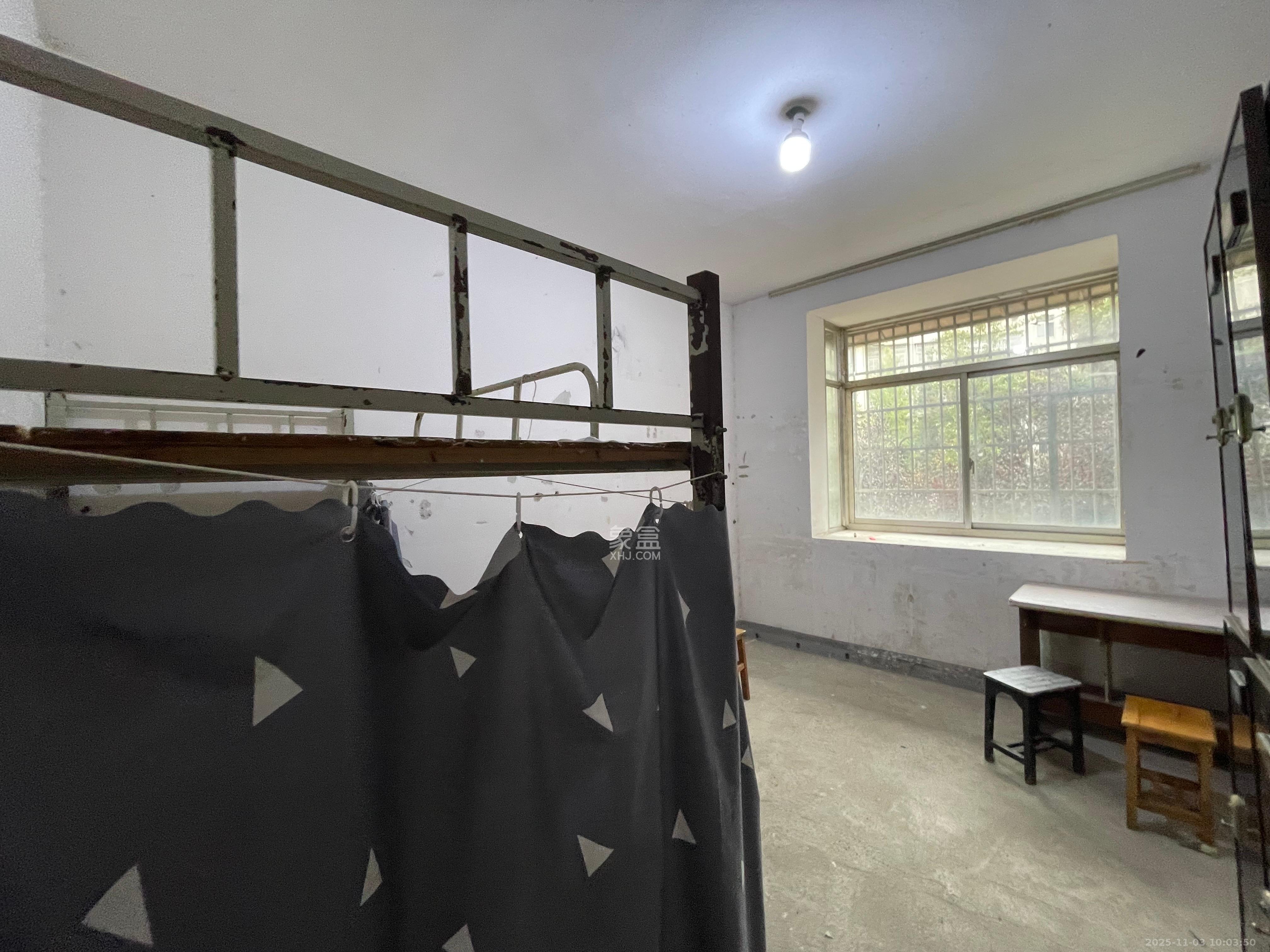 滨河小区  1室0厅0卫    2200.0元/月室内图