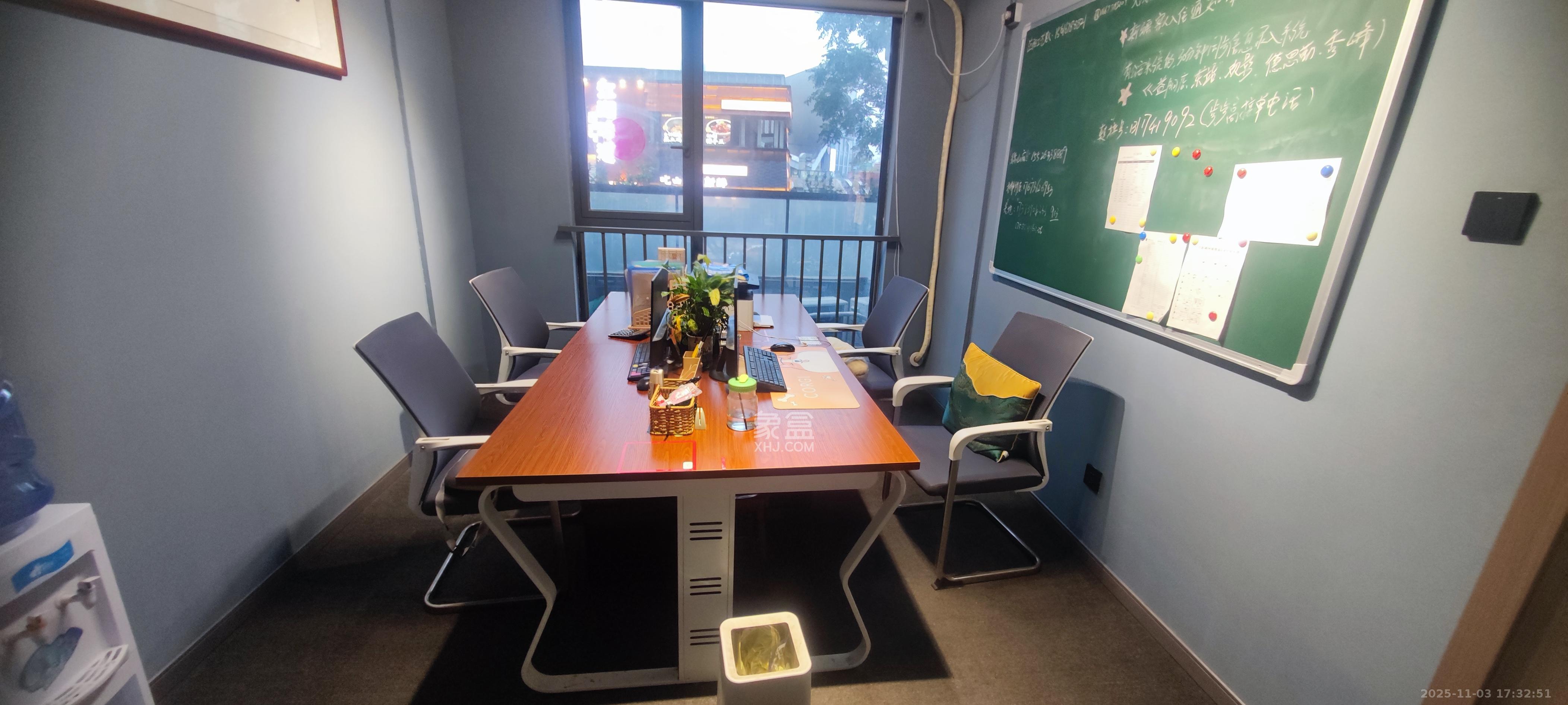 卓越浅水湾 7室2厅2卫 4500.0元/月 卓越浅水湾 7室2厅2卫 4500.0元/月室内图