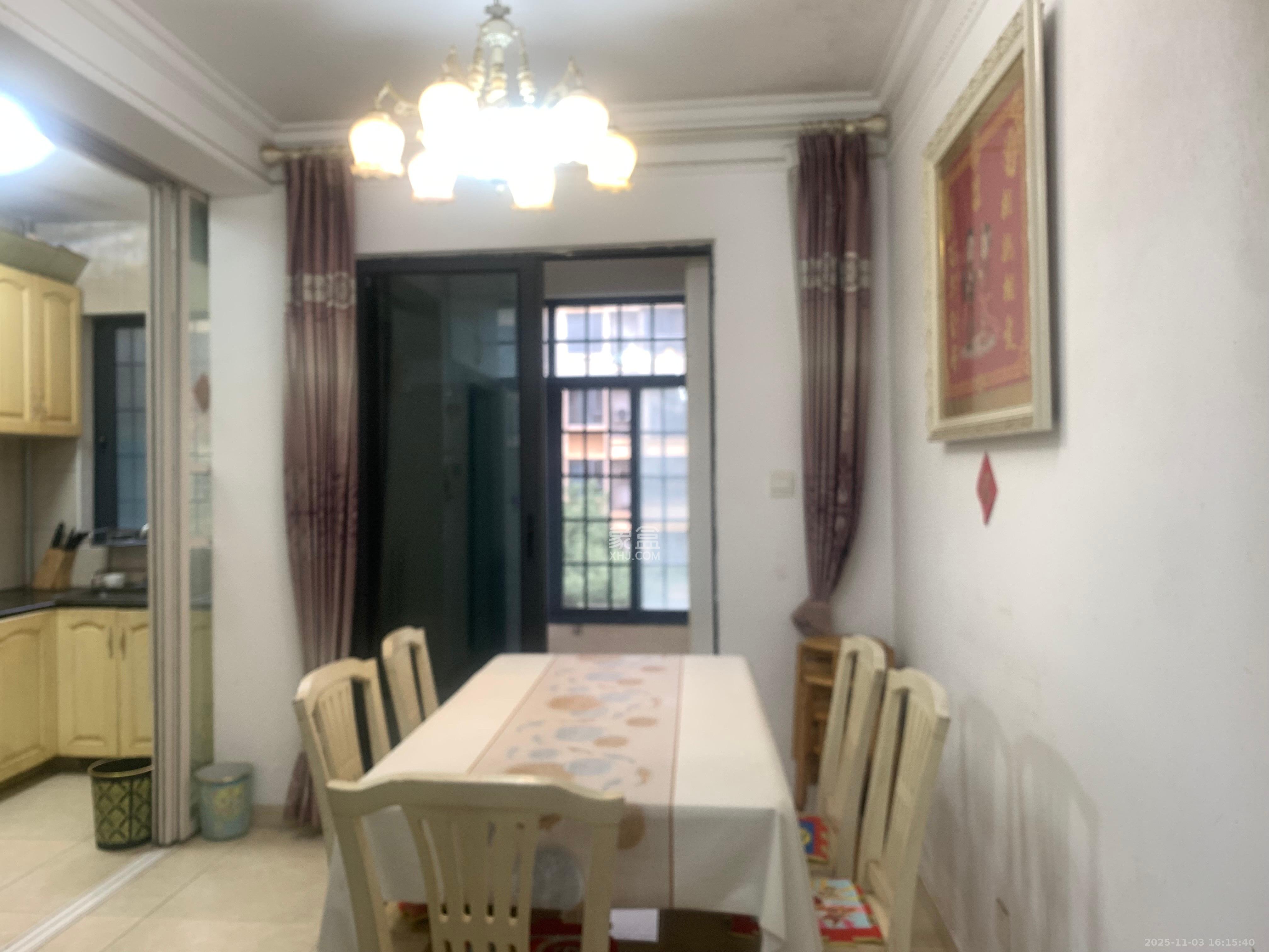 保利麓谷林语A区 3室2厅2卫 2500.0元/月 保利麓谷林语A区 3室2厅2卫 2500.0元/月室内图