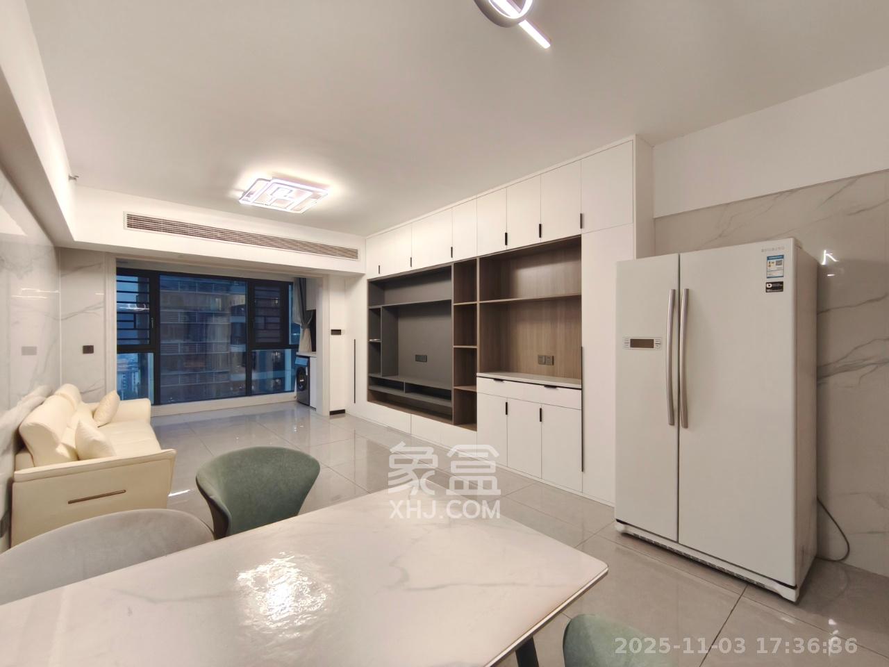 时代梅溪领峰  3室2厅2卫    3500.0元/月