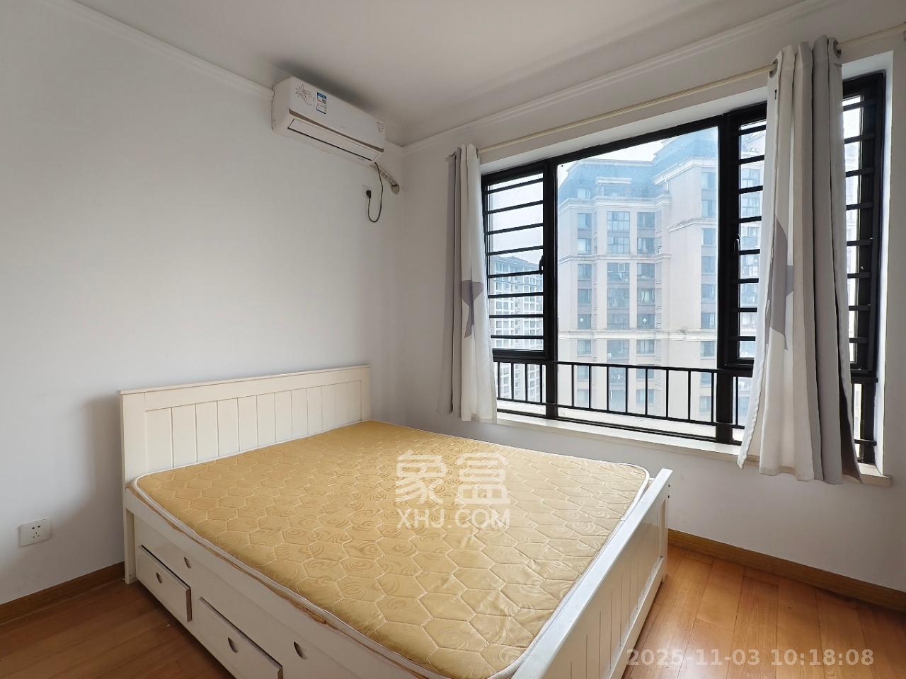 中海国际三期  3室2厅1卫    1800.0元/月室内图