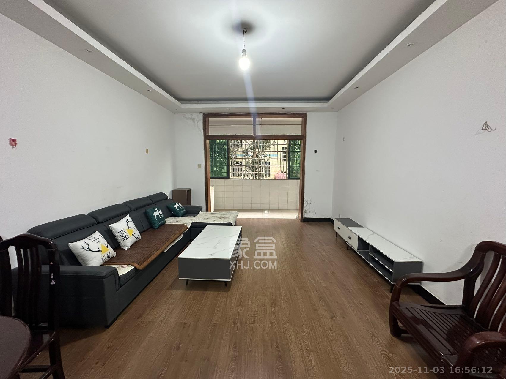 兴联小区 3室1厅2卫 1500.0元/月 兴联小区 3室1厅2卫 1500.0元/月室内图