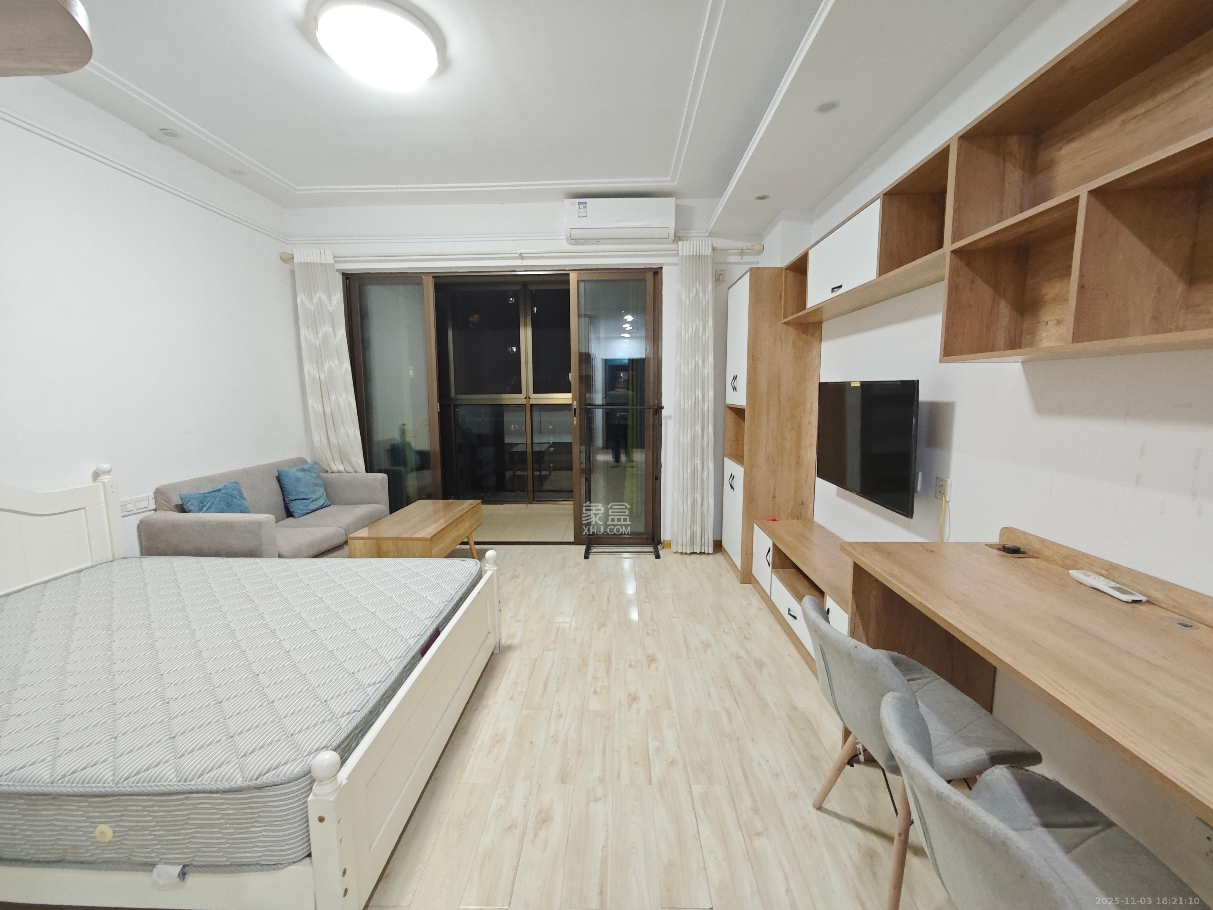 江山帝景哈佛  1室1厅1卫    1400.0元/月