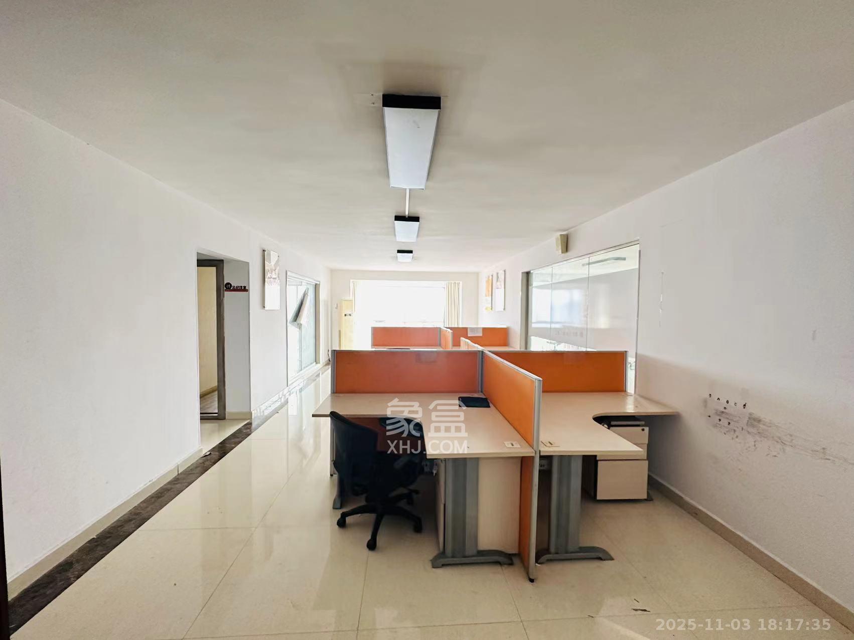 高桥现代商贸城  5室3厅2卫    7200.0元/月室内图