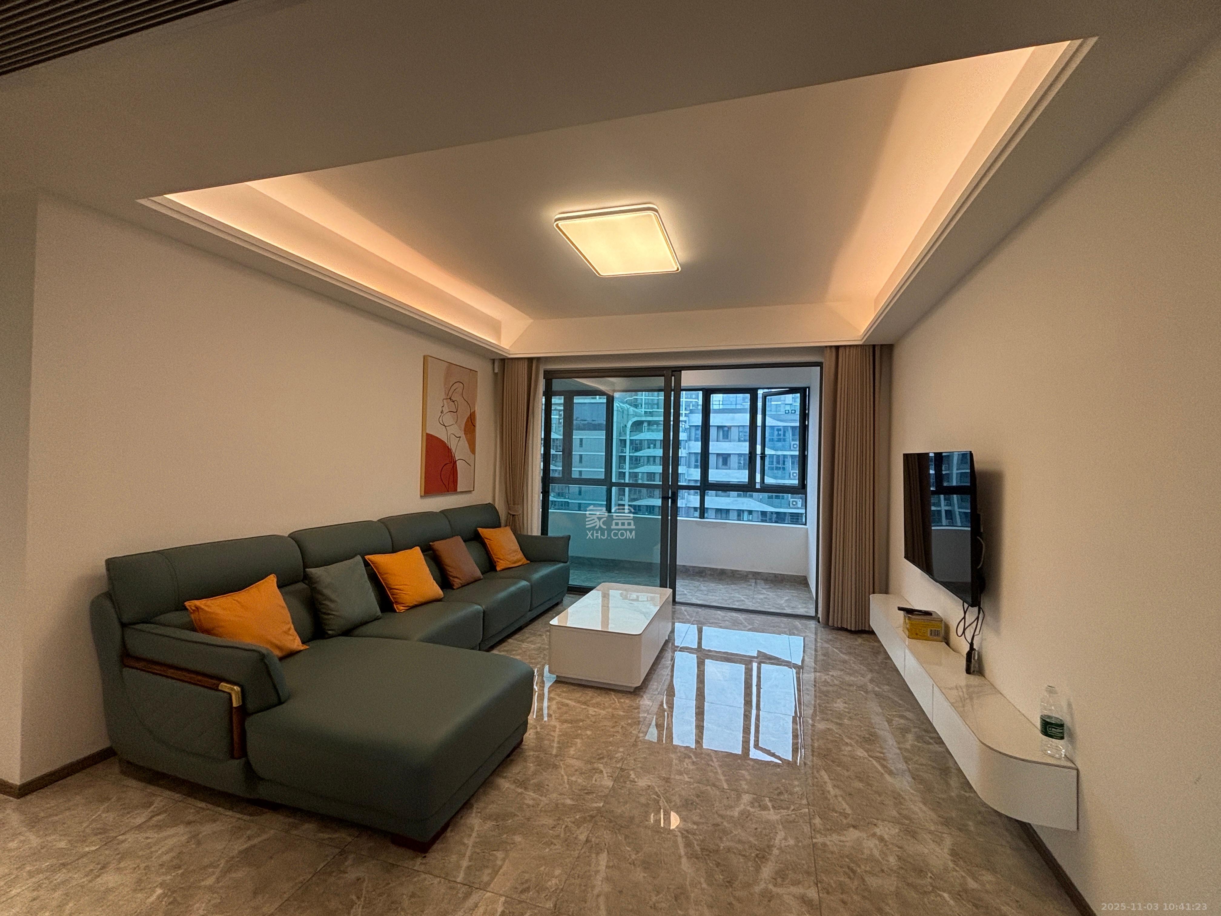 复地滨江金融中心  4室2厅1卫    4800.0元/月